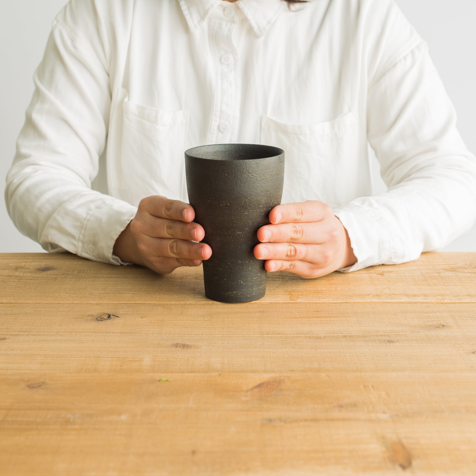 Handcrafted Shigaraki Beer Cup inCeladon, , – TEIBAN WARE, made in Japan