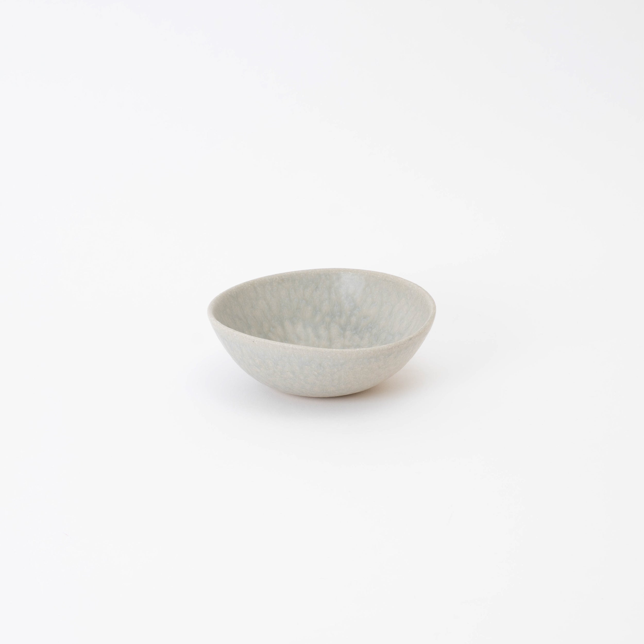 Handcrafted Shigaraki Cereal Bowl 14cm inBlue White, , – HIJICA, made in Japan