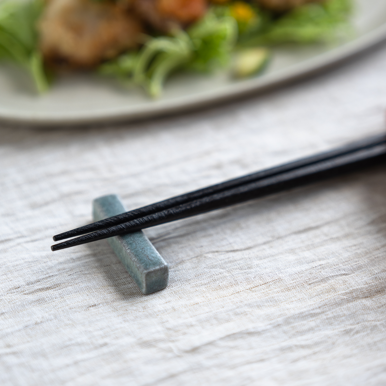 Handcrafted Shigaraki Chopstick Rest inReddish Black, , – TEIBAN WARE, made in Japan