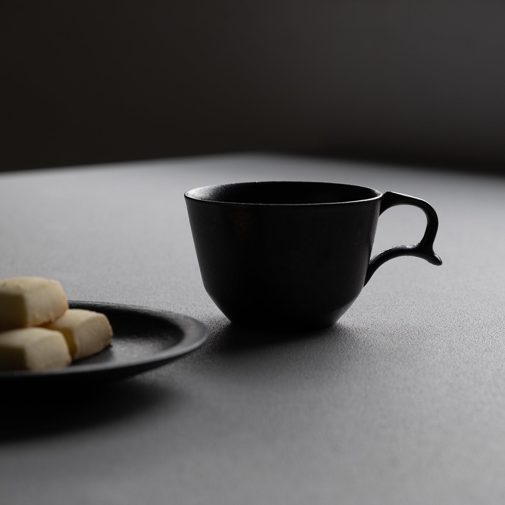 Handcrafted Shigaraki coffee cup inBlack, , – secca, made in Japan