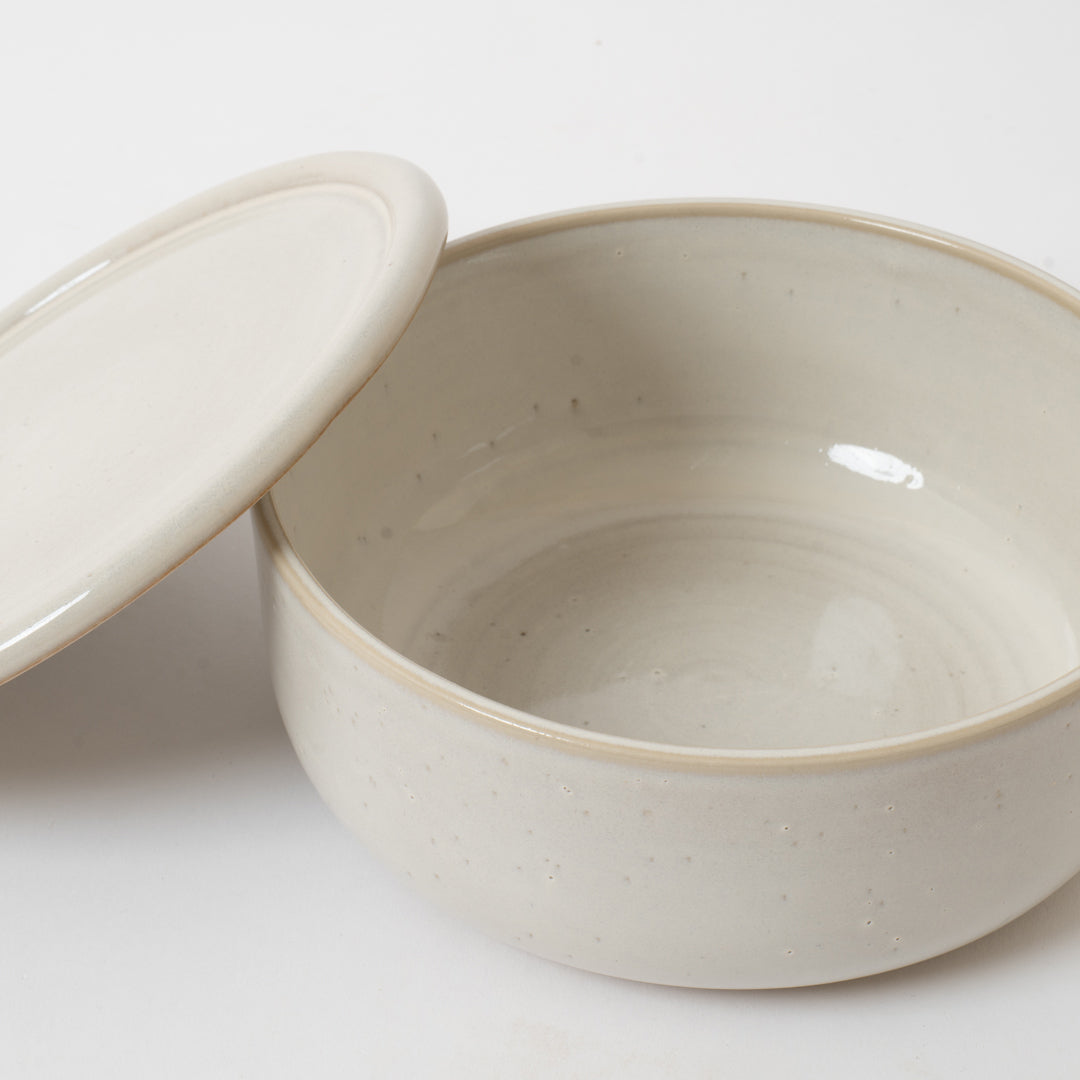 Handcrafted Shigaraki Compact Pickling Jar inWhite, , – Clay Cooking Utensils, made in Japan