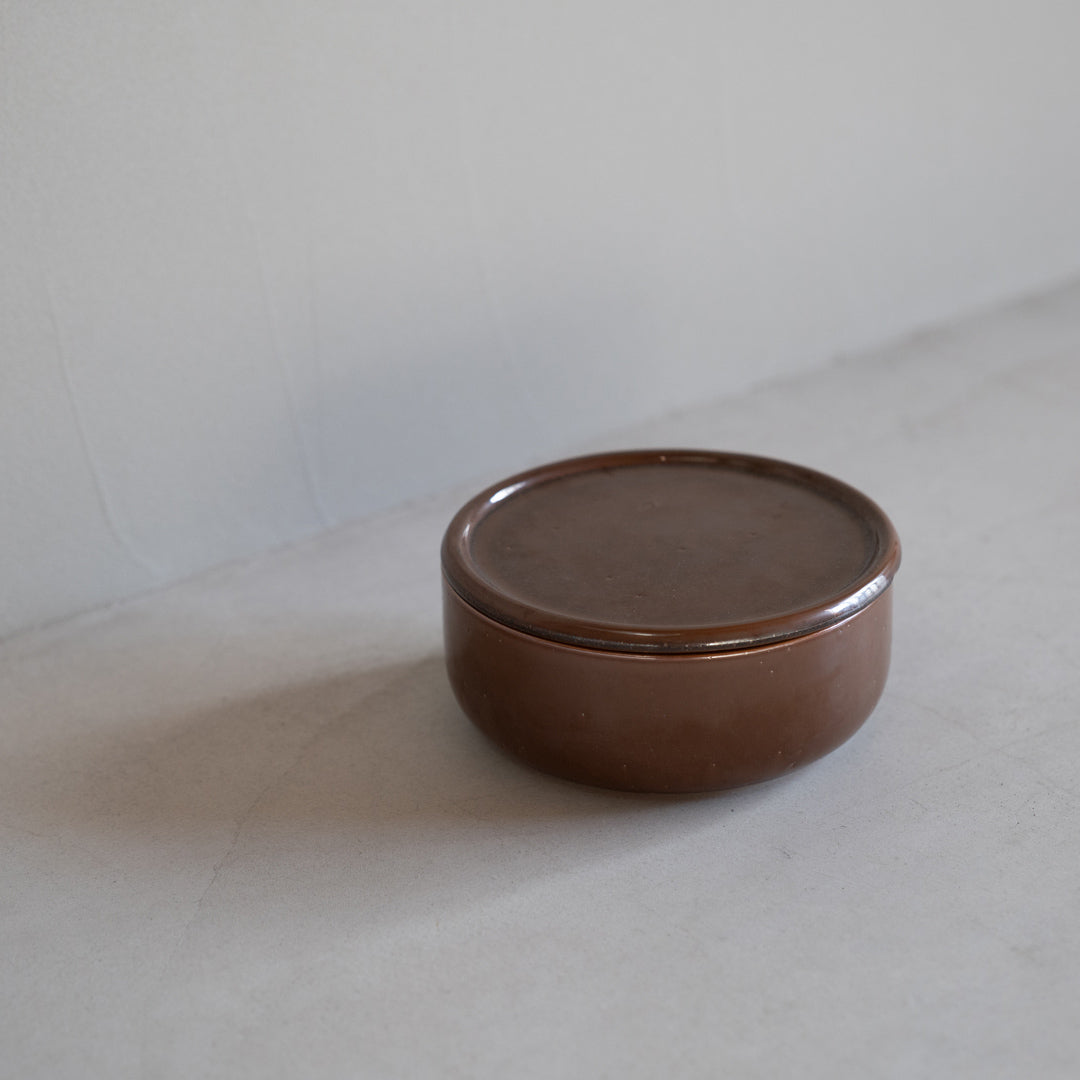 Handcrafted Shigaraki Compact Pickling Jar inWhite, , – Clay Cooking Utensils, made in Japan