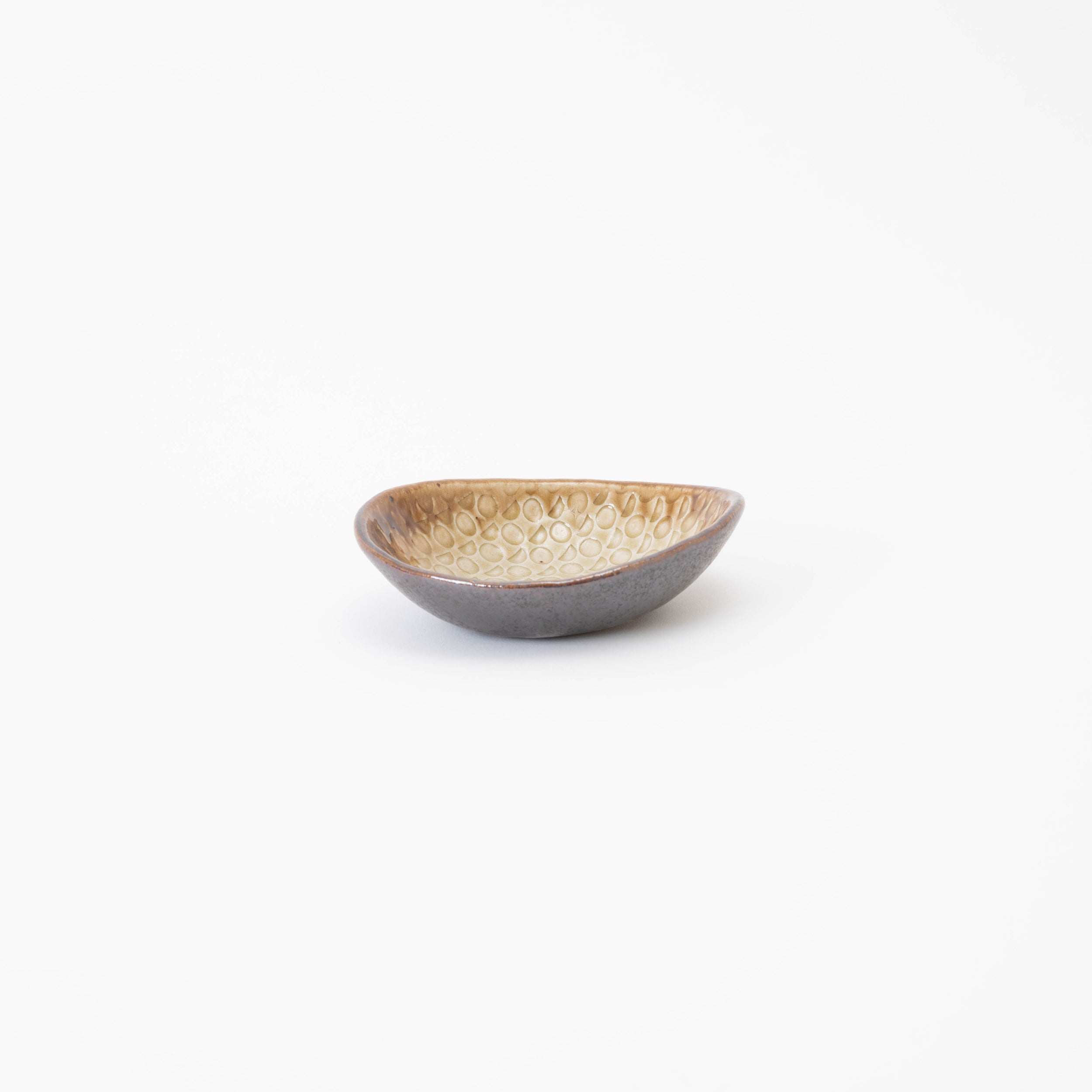 Handcrafted Shigaraki Deep Plate Mini inOchre, , – Hitotsuki, made in Japan