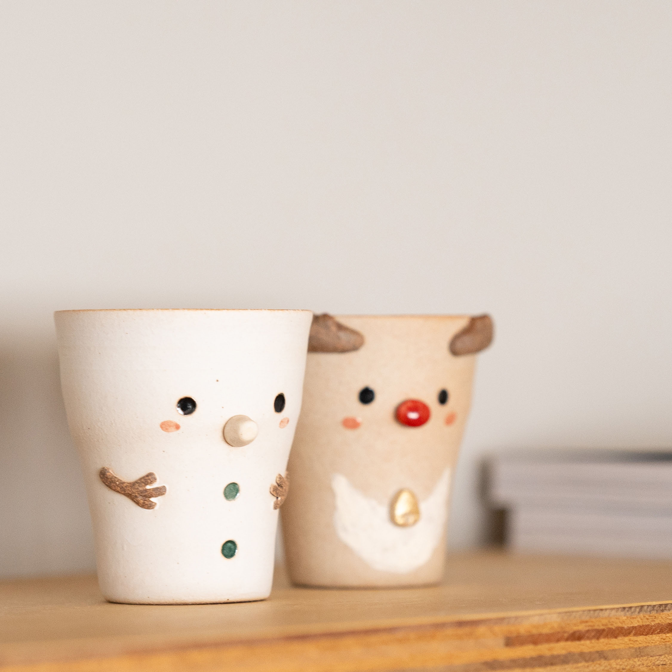 Handcrafted Shigaraki Festive Cup inSanta, , – Christmas, made in Japan