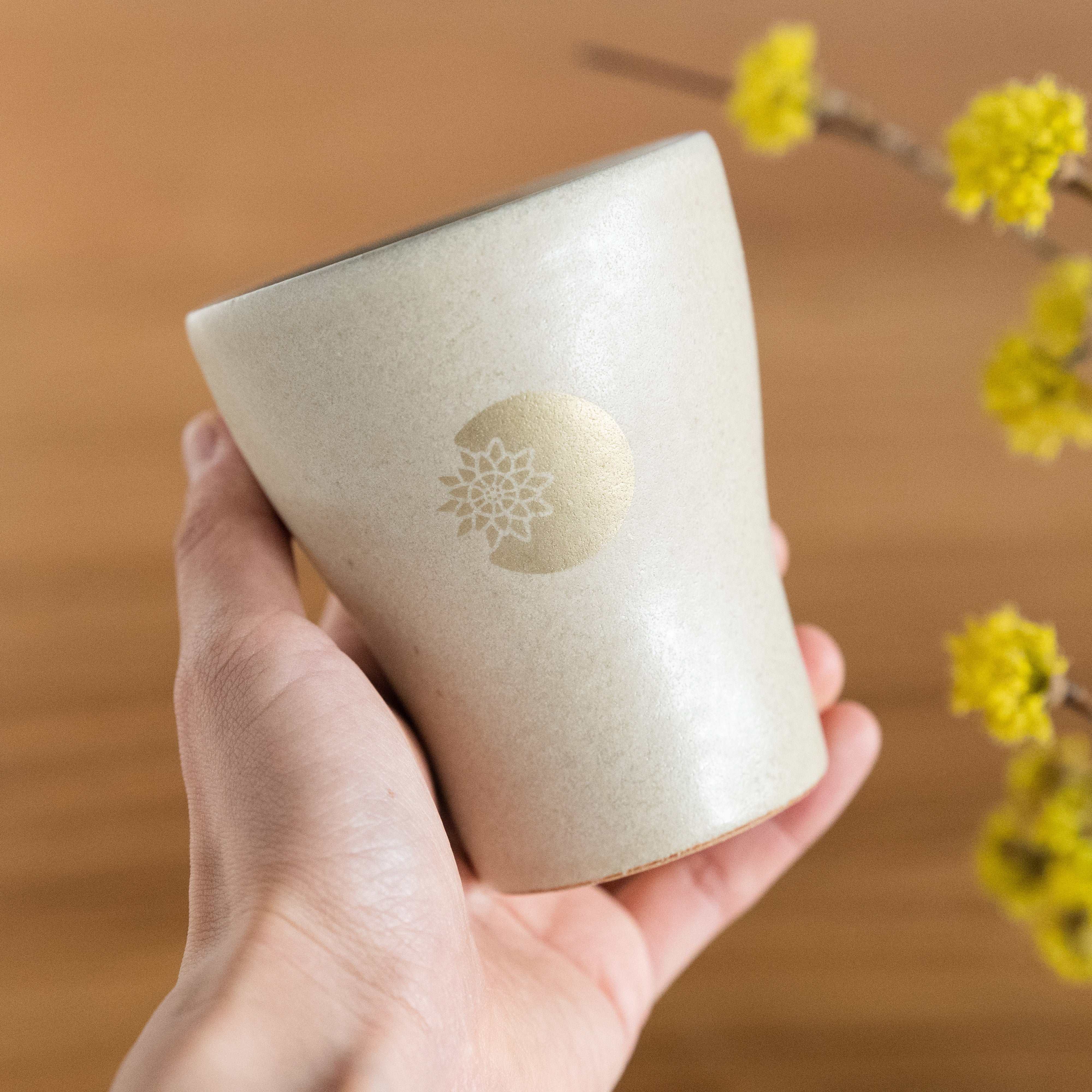 Handcrafted Shigaraki Floral Emblem Cup M inNatural, , – Floral Emblem, made in Japan