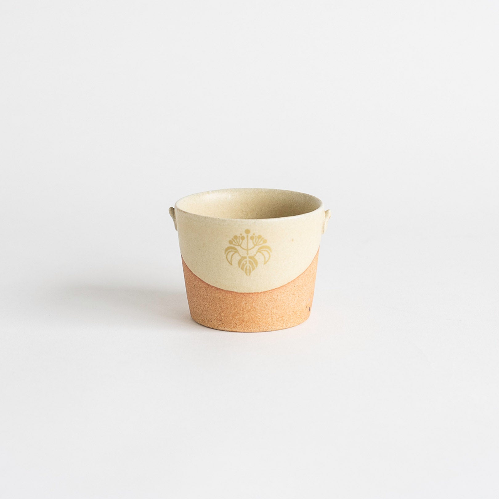 Handcrafted Shigaraki Floral Emblem Matching Cup Small inScarlet, , – Floral Emblem, made in Japan
