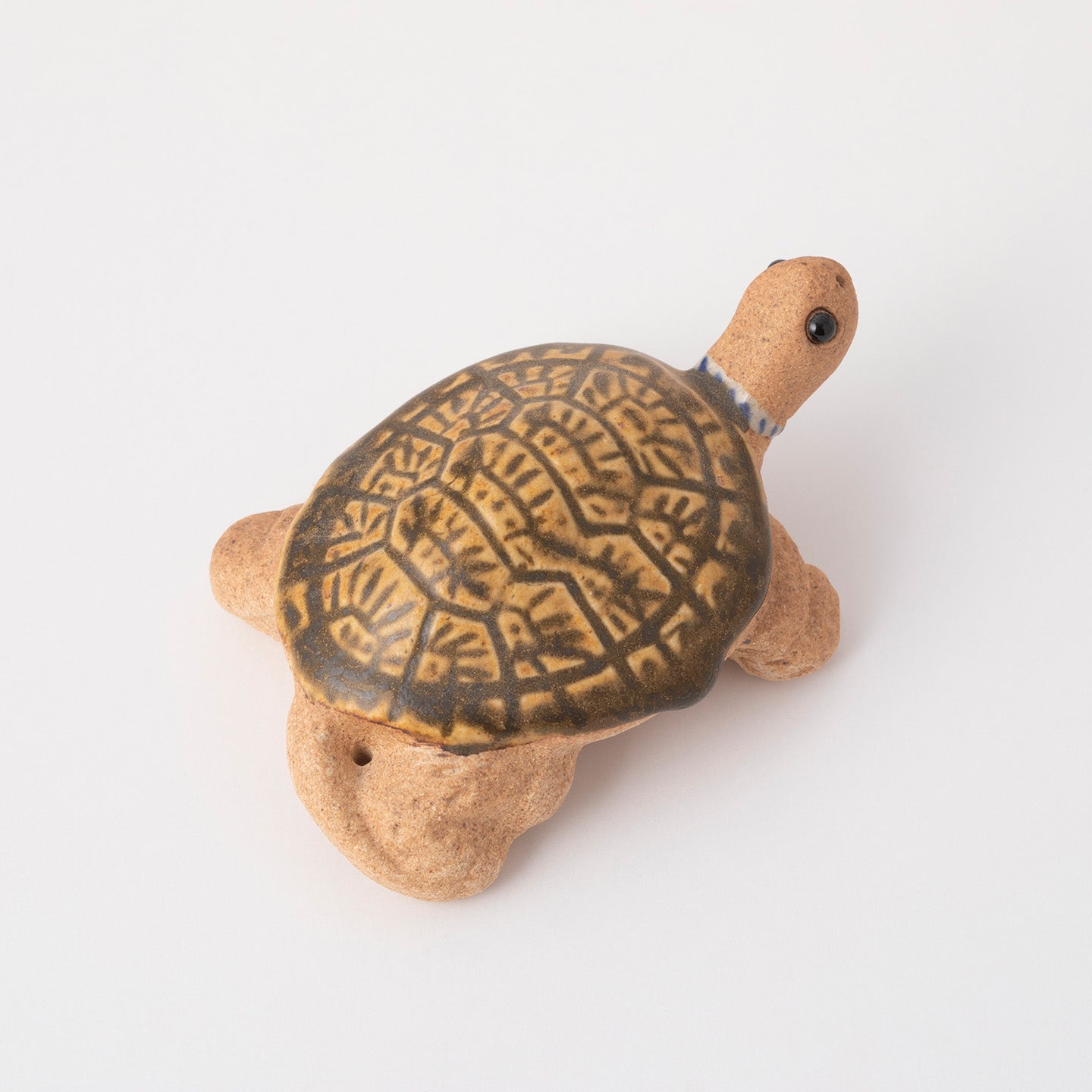 Handcrafted Shigaraki Hand Towel Turtle inNo.2, , – hoccori, made in Japan