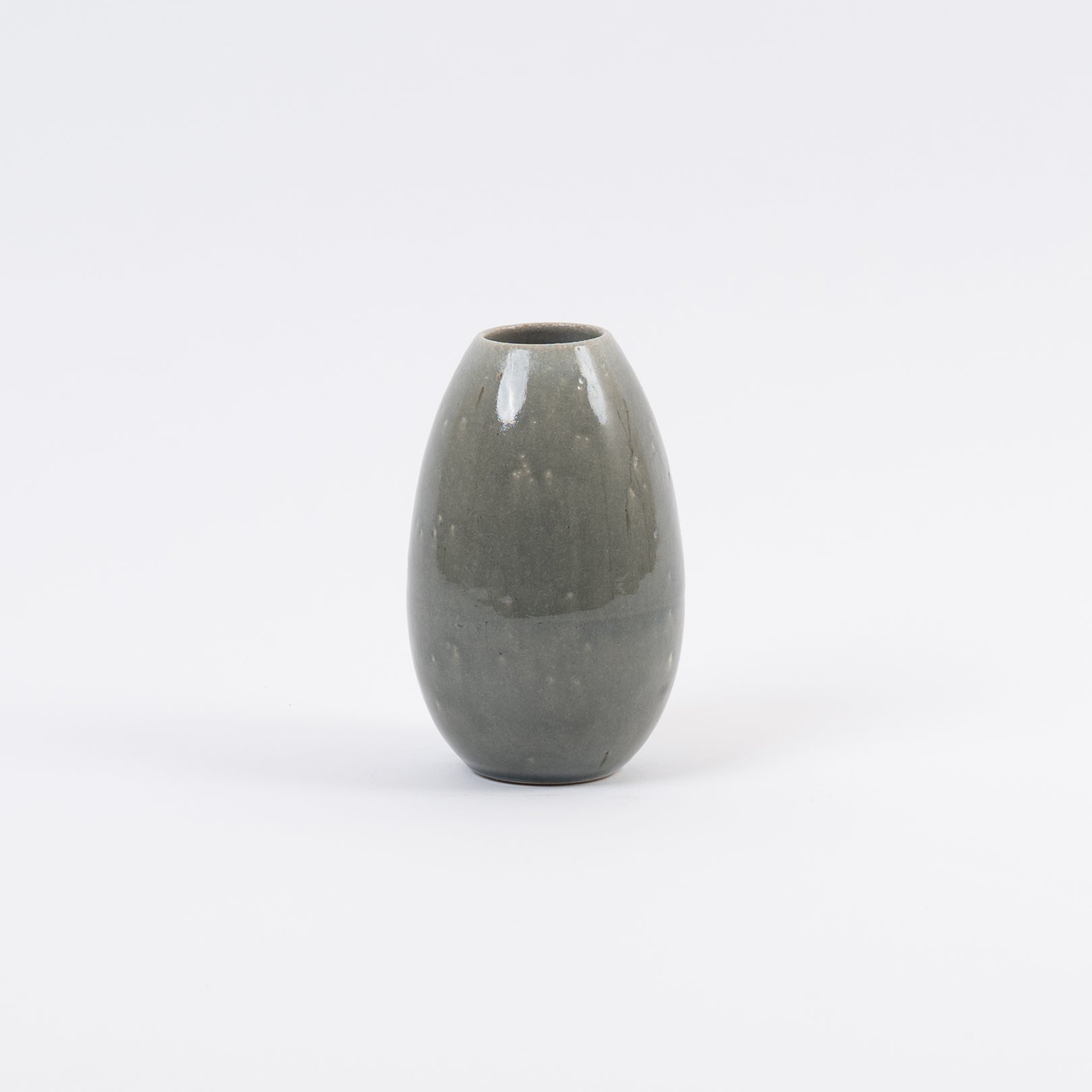 Handcrafted Shigaraki Medium Vase inIvory, , – ma, made in Japan