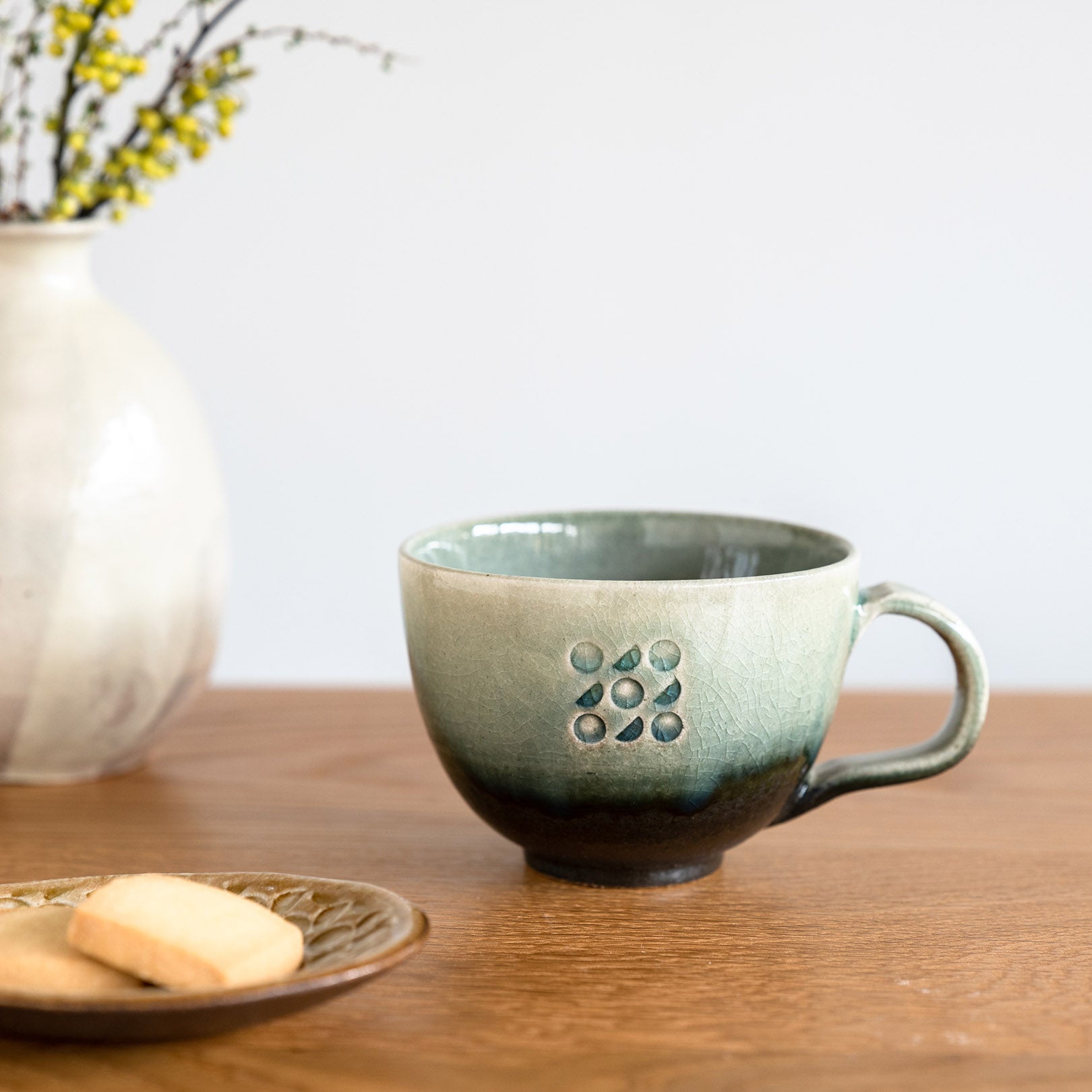 Handcrafted Shigaraki Mug inCeladon, , – Hitotsuki, made in Japan