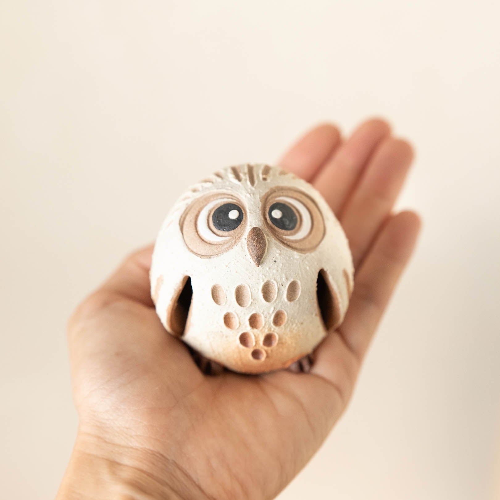 Handcrafted Shigaraki Perfectly Round Owl inNo. 2, , – hoccori, made in Japan