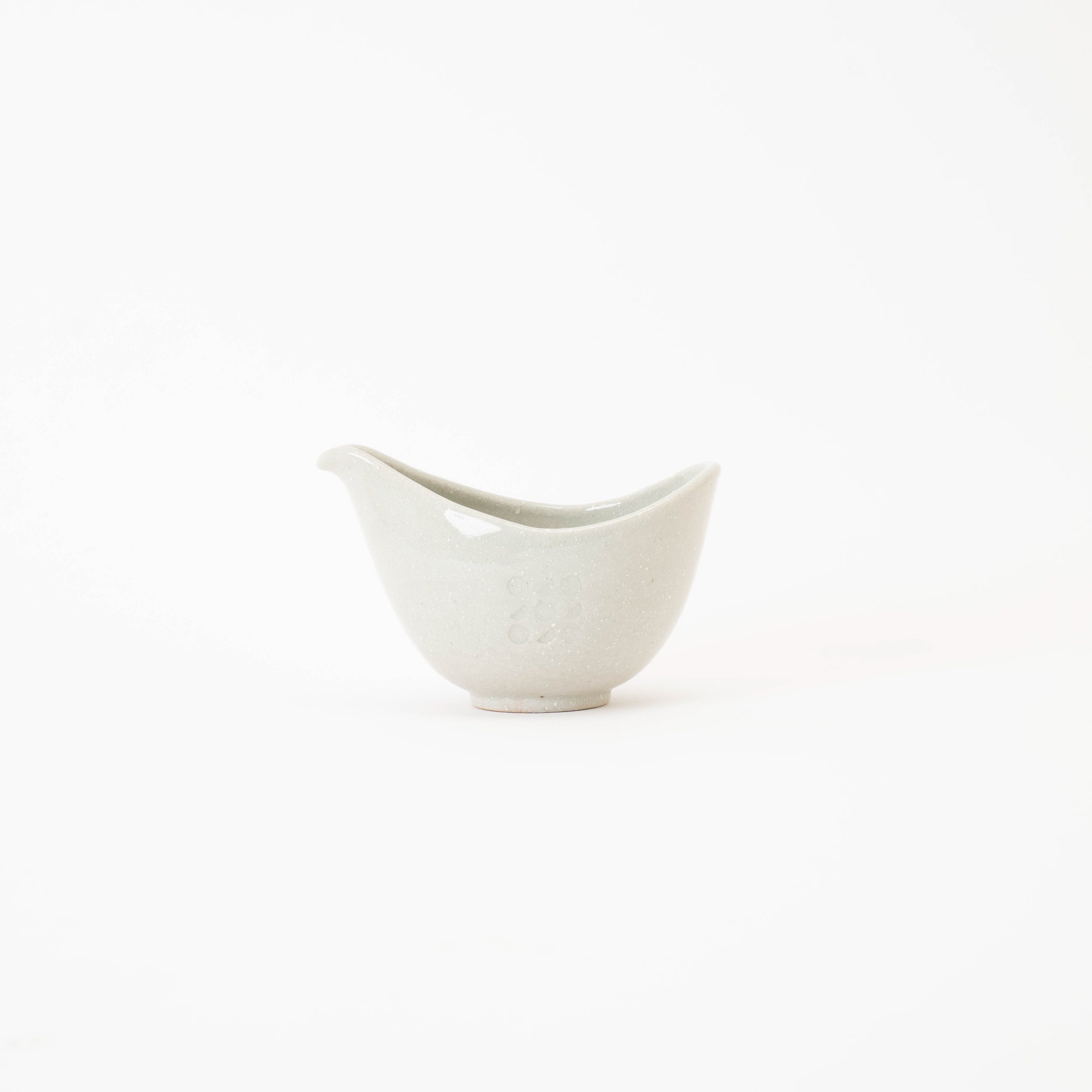 Handcrafted Shigaraki Sake Pitcher inMoon White, , – Hitotsuki, made in Japan
