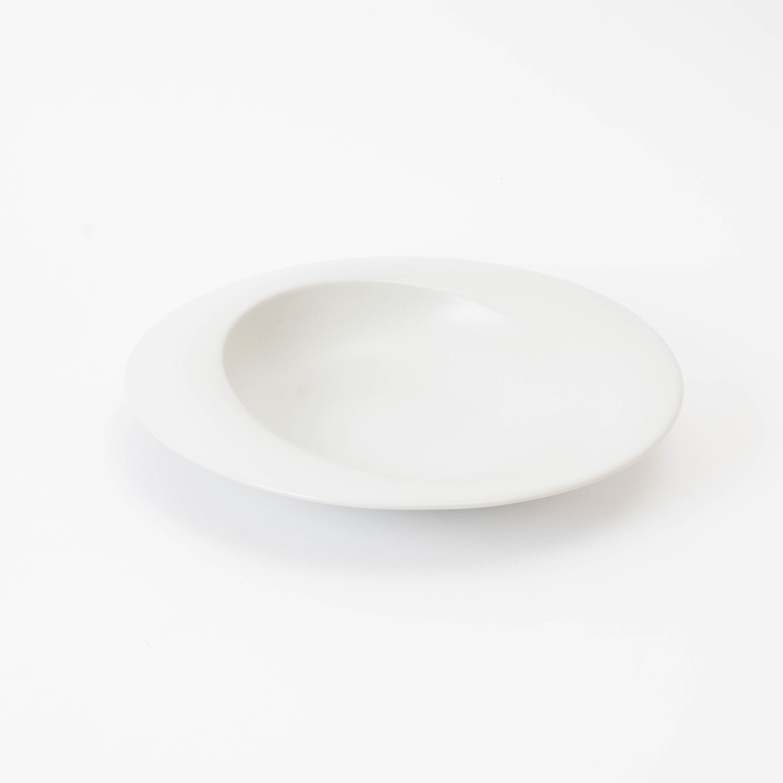 Handcrafted Shigaraki scoop L inWhite, , – secca, made in Japan