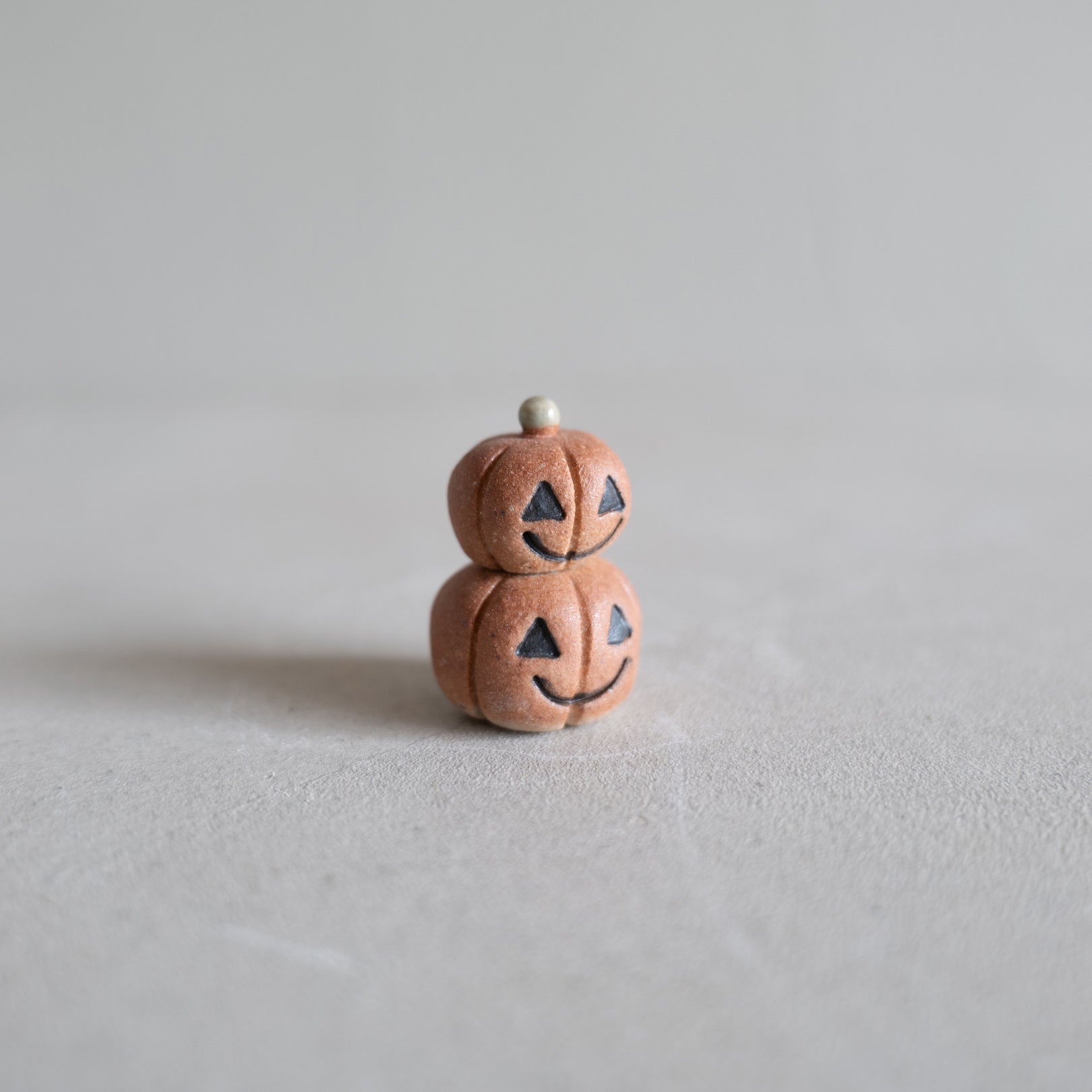 Handcrafted Shigaraki Small Dolls inGhost, , – Halloween, made in Japan