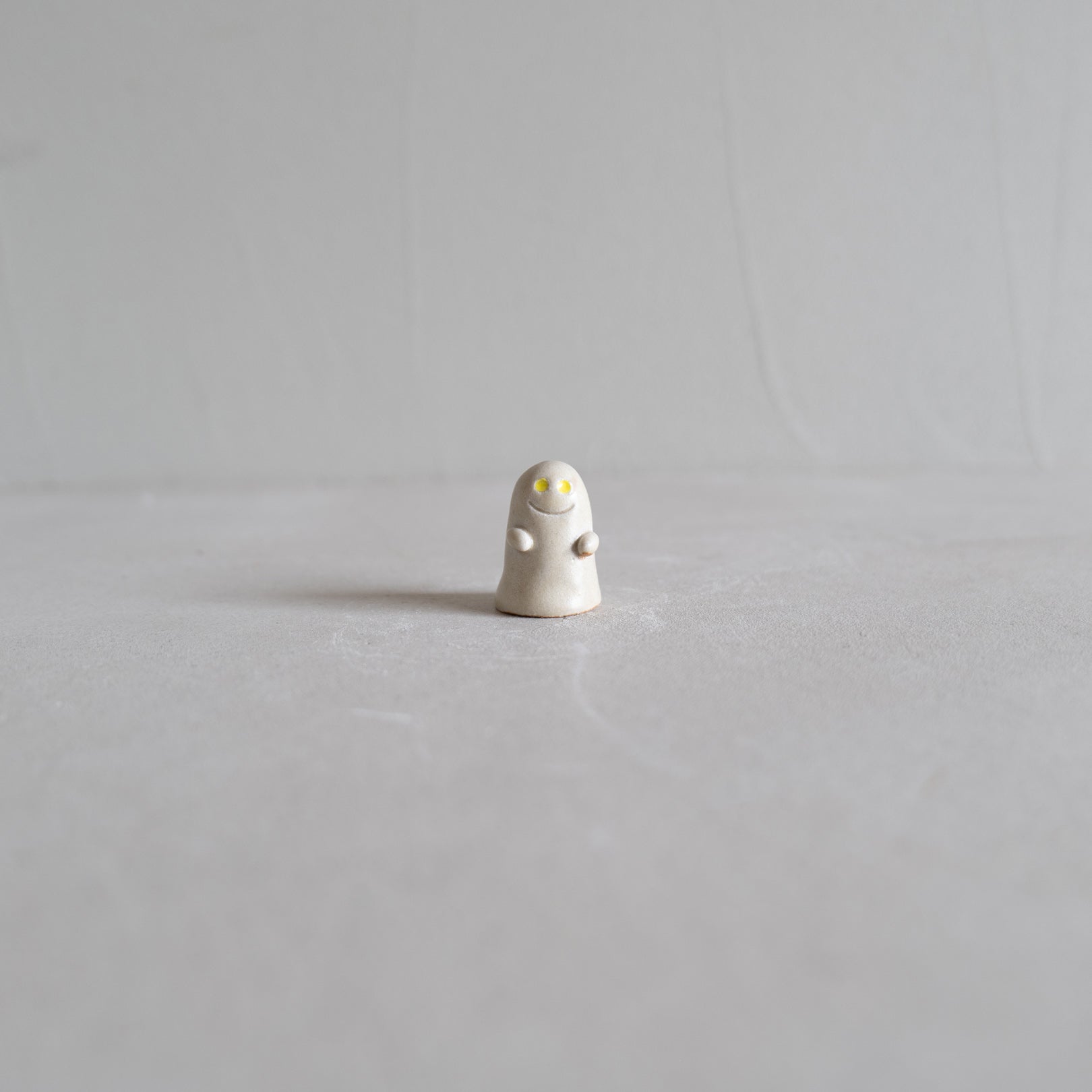 Handcrafted Shigaraki Small Dolls inGhost, , – Halloween, made in Japan