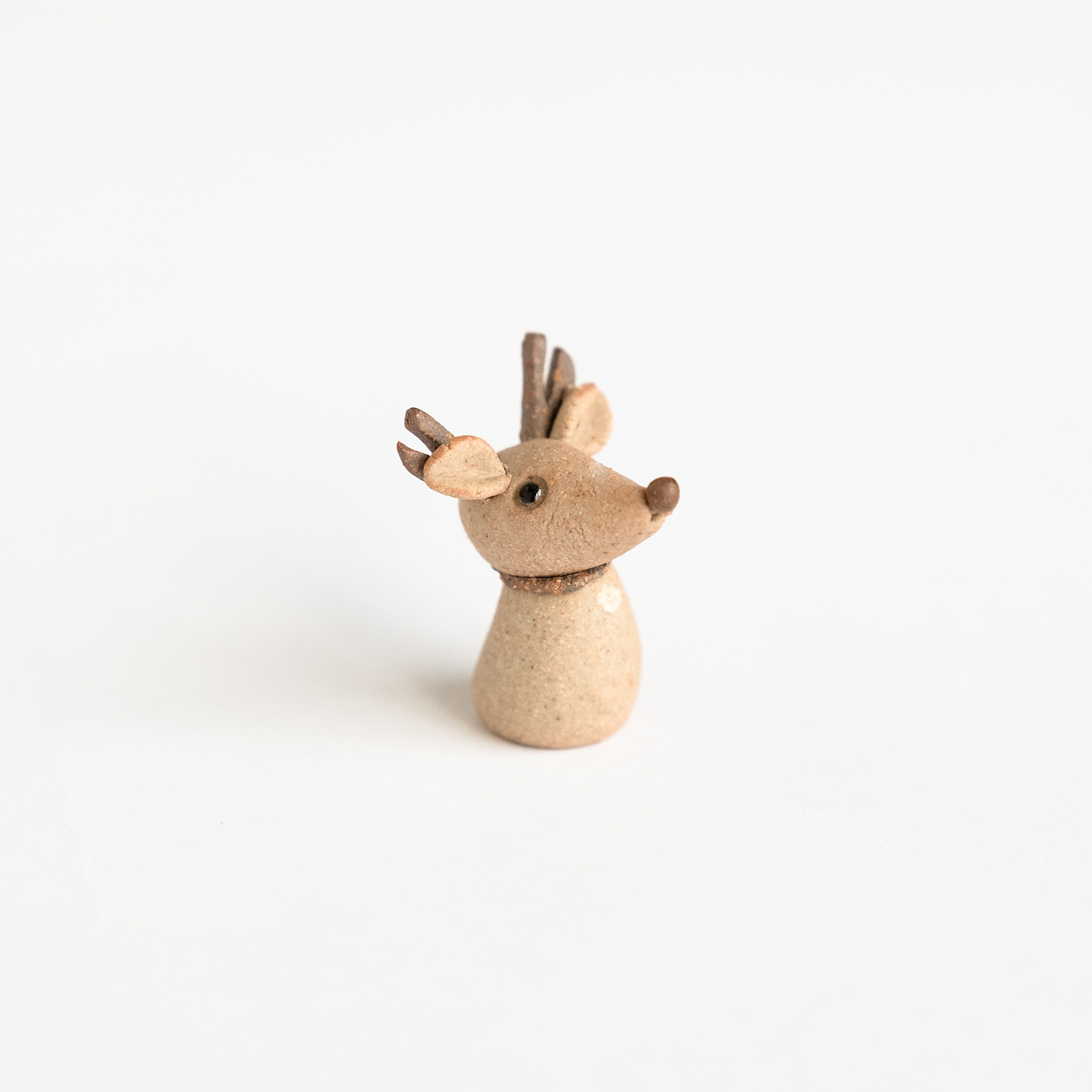 Handcrafted Shigaraki Small Festive Doll inReindeer, , – Christmas, made in Japan