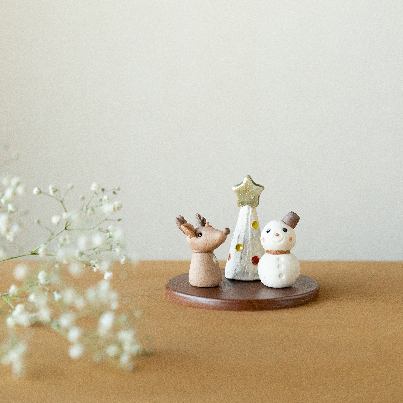 Handcrafted Shigaraki Small Festive Doll inSanta, , – Christmas, made in Japan