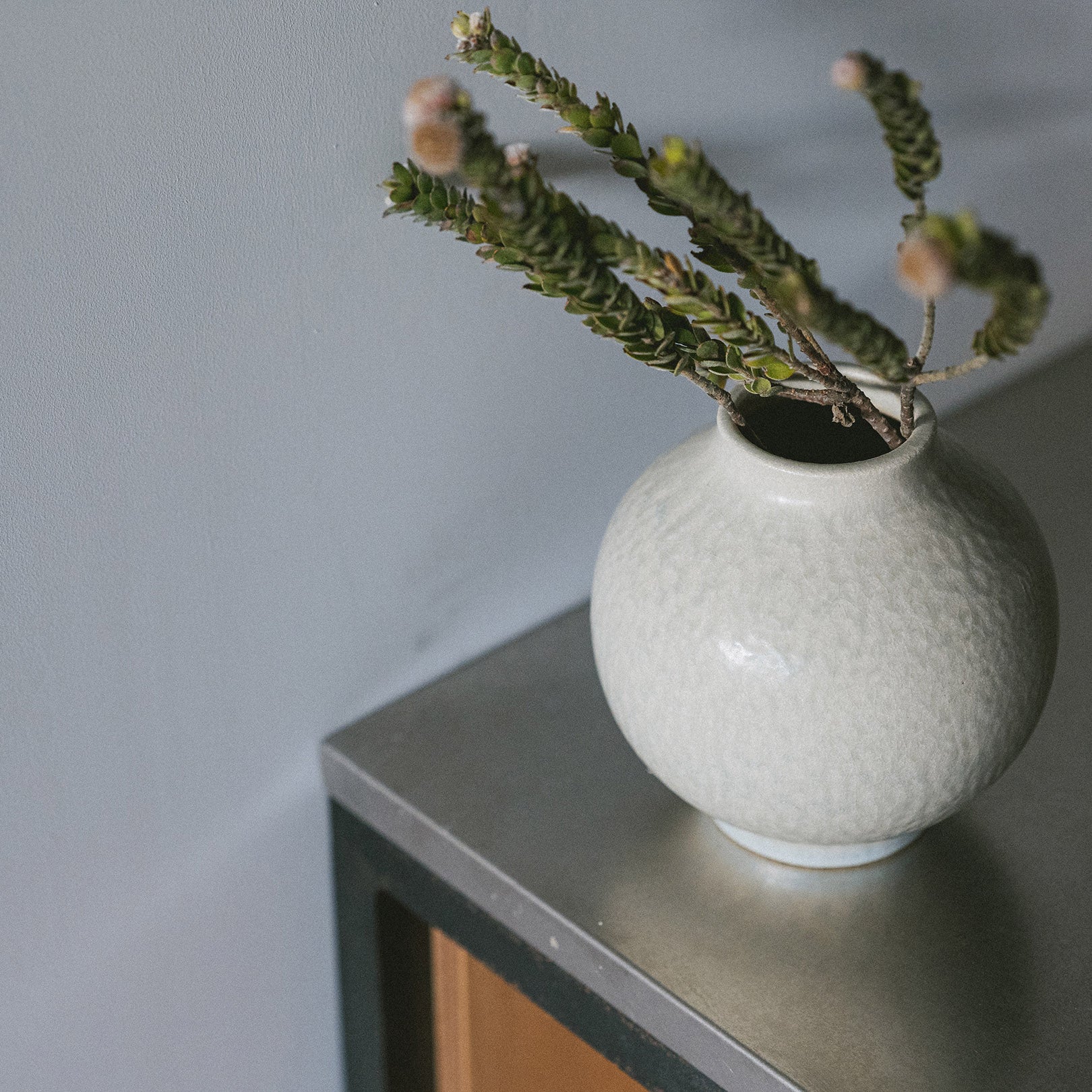 Handcrafted Shigaraki TONE VASE S inBlue White, , – HIJICA, made in Japan