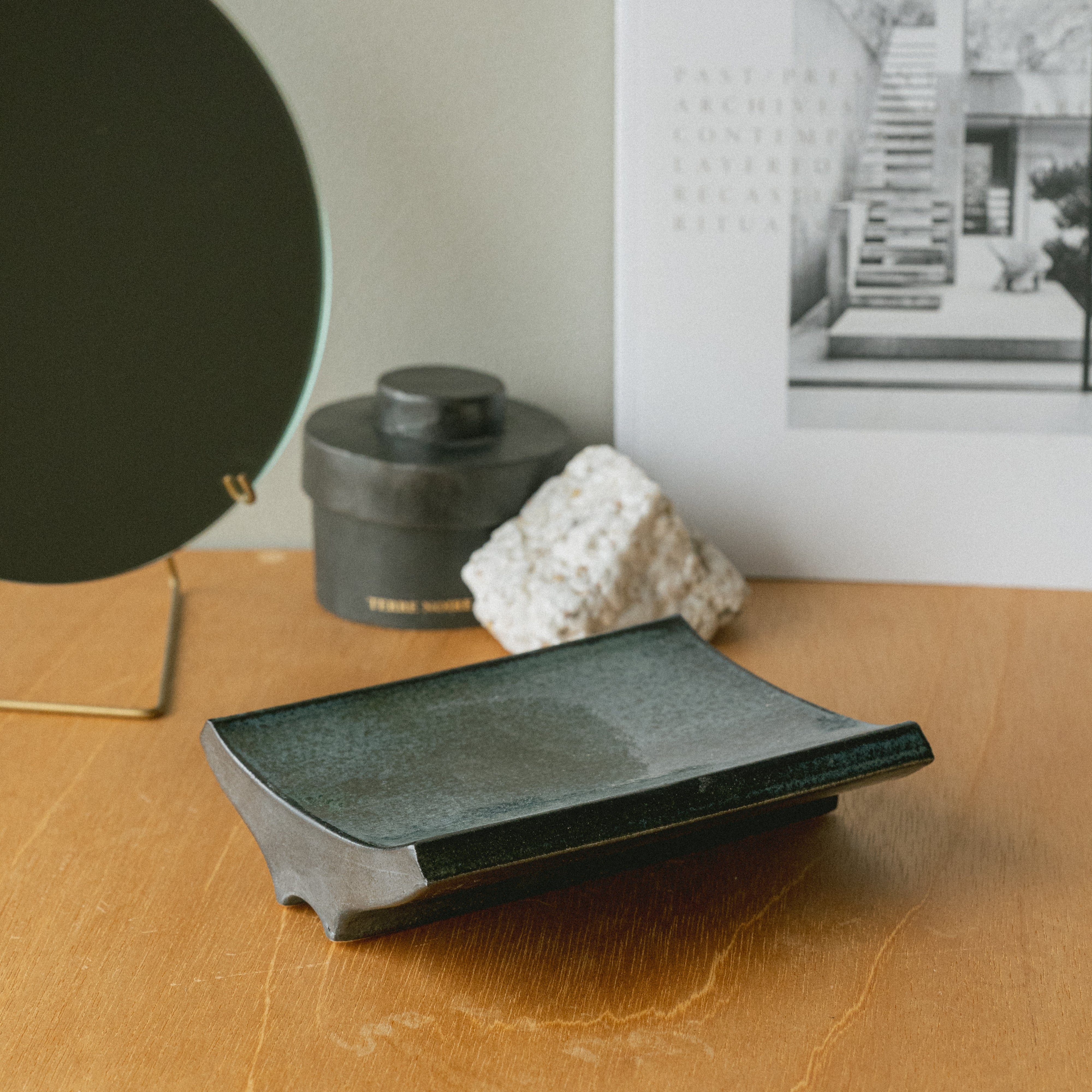 Handcrafted Shigaraki Arch Tray inNavy, , – HIJICA, made in Japan