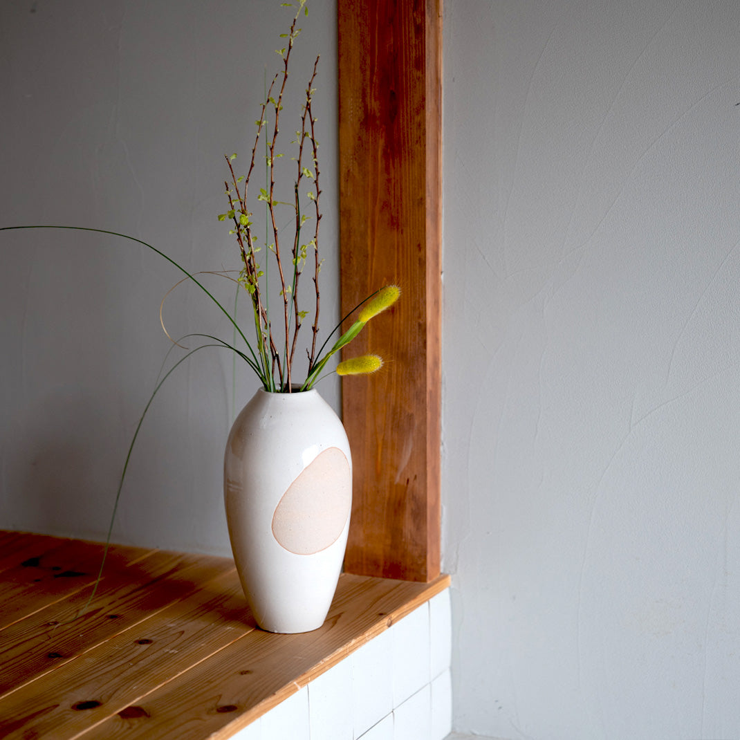 Handcrafted Shigaraki Big Vase inIvory, , – ma, made in Japan