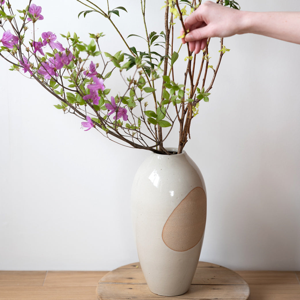 Handcrafted Shigaraki Big Vase inIvory, , – ma, made in Japan