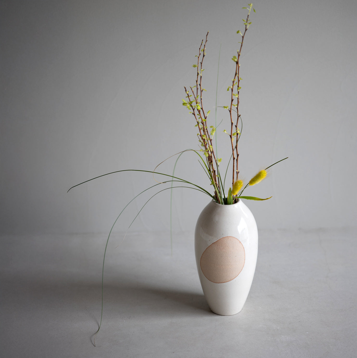 Handcrafted Shigaraki Big Vase inIvory, , – ma, made in Japan