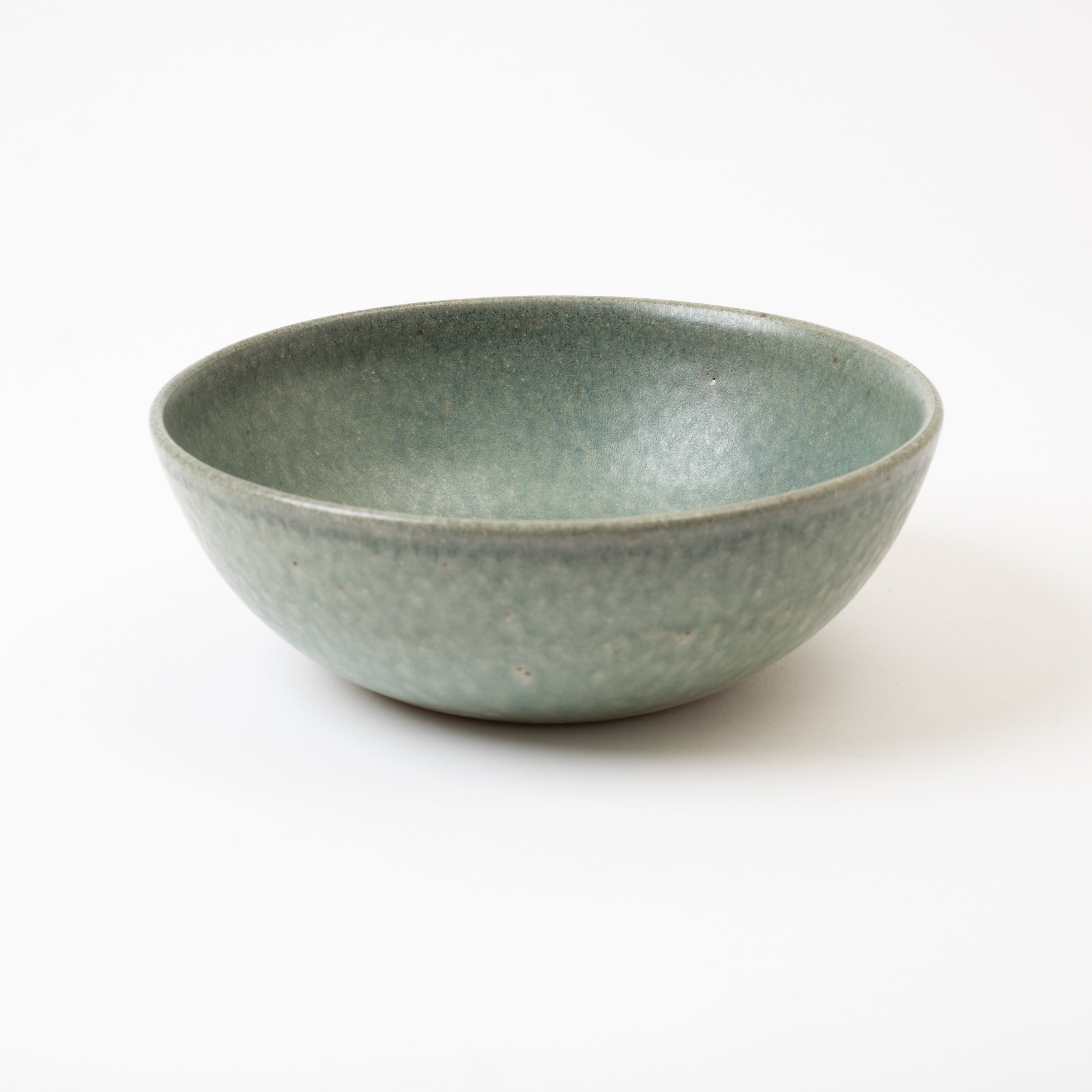 Handcrafted Shigaraki Bowl L inCeladon, , – TEIBAN WARE, made in Japan