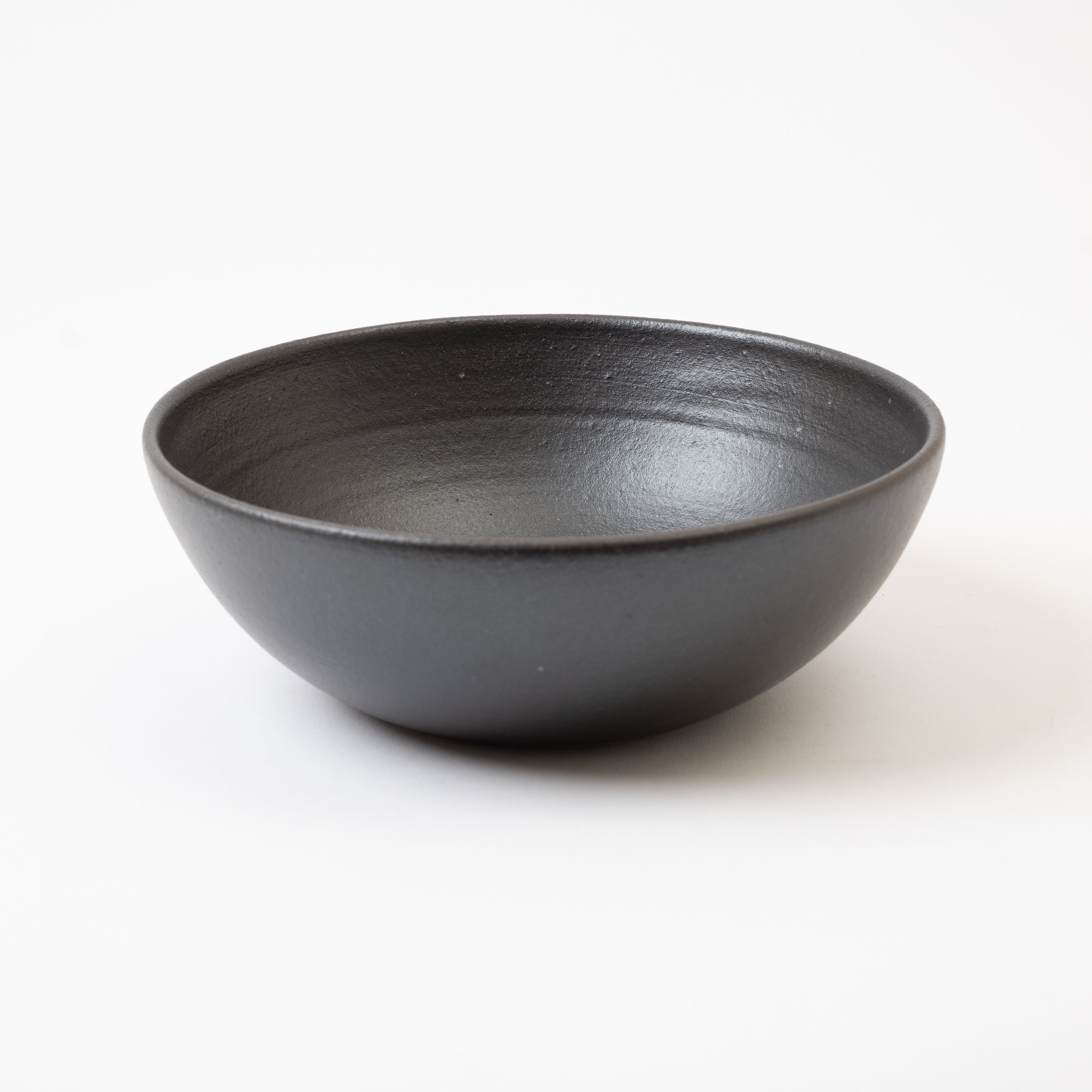 Handcrafted Shigaraki Bowl L inReddish Black, , – TEIBAN WARE, made in Japan