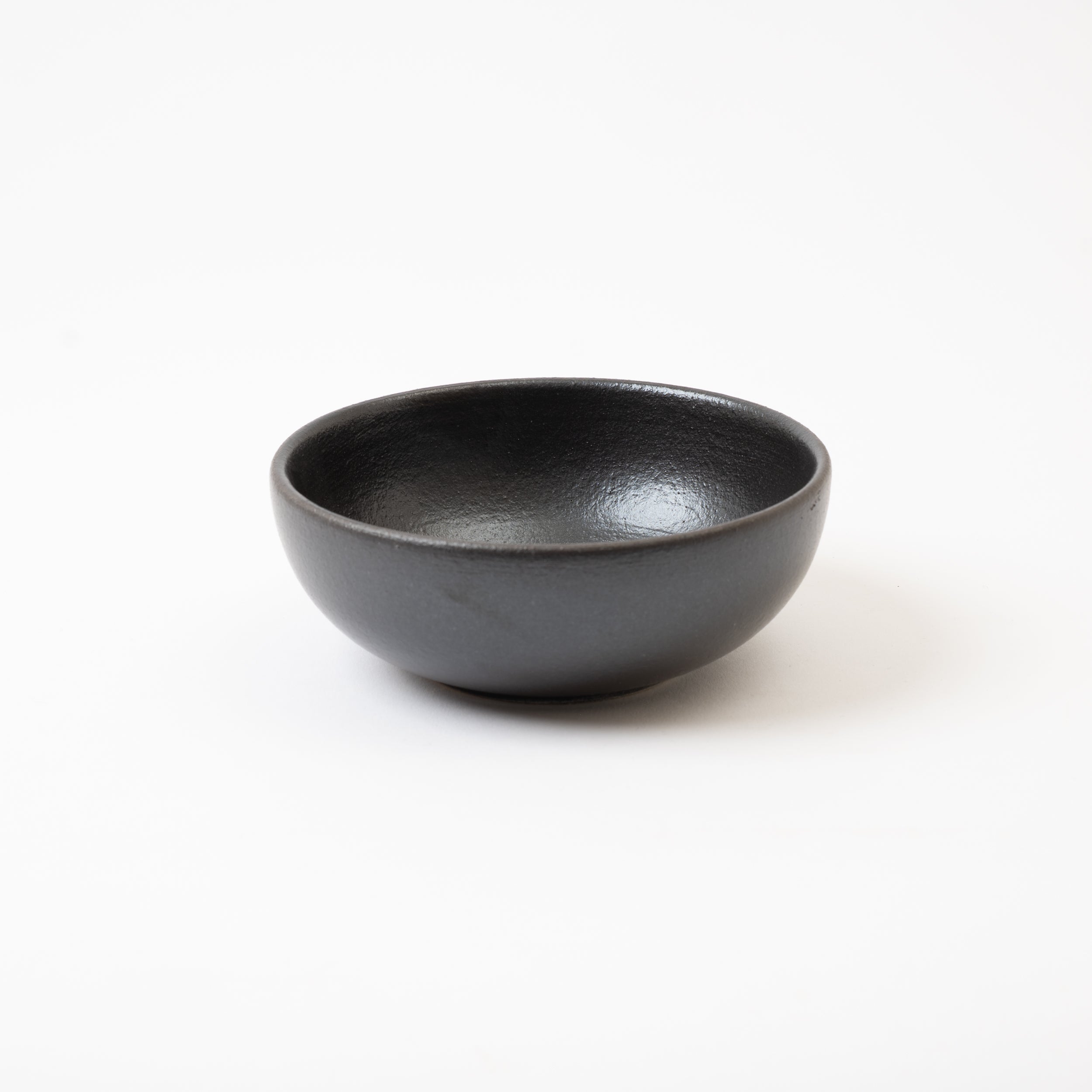 Handcrafted Shigaraki Bowl M inReddish Black, , – TEIBAN WARE, made in Japan