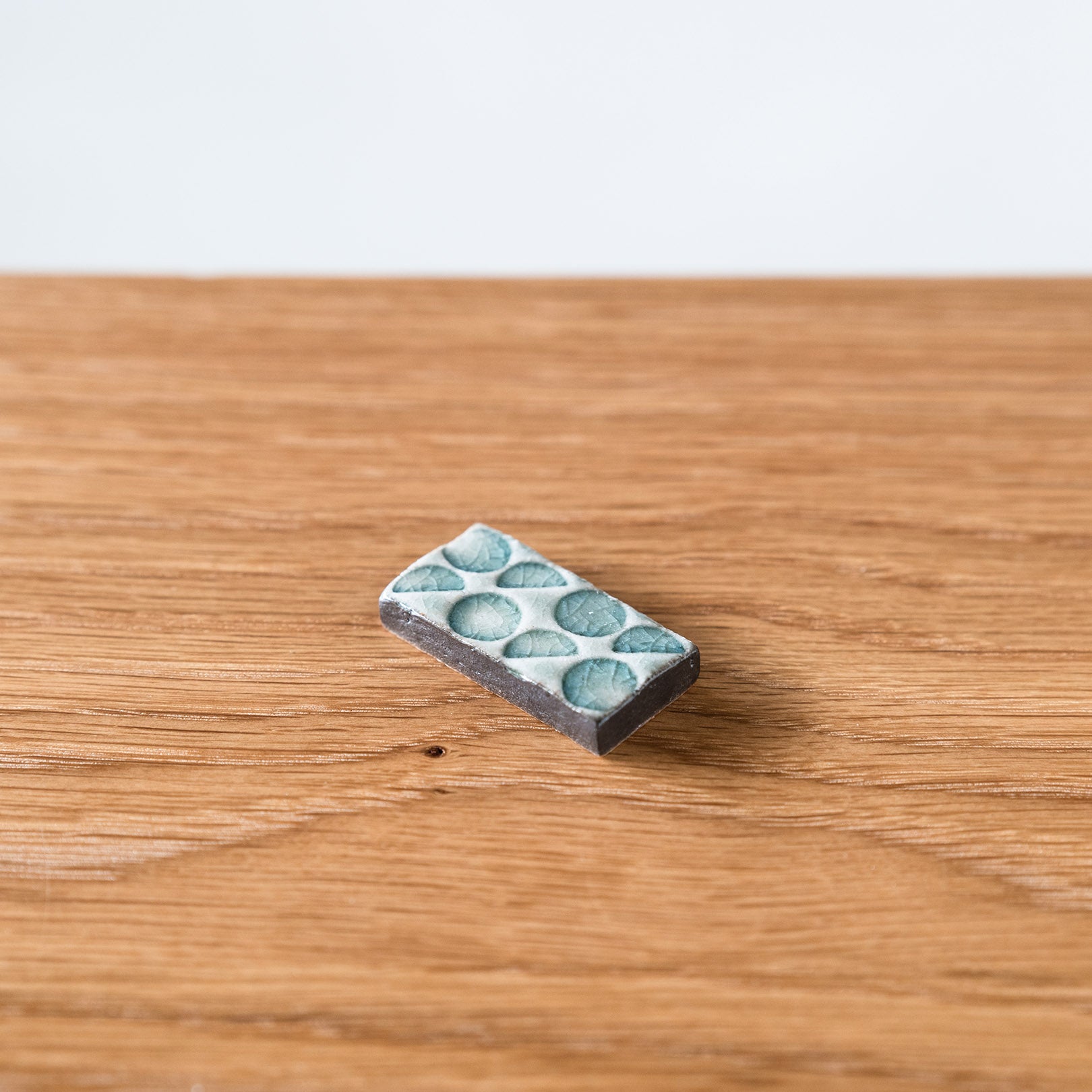 Handcrafted Shigaraki Chopstick Rests inCeladon, , – Hitotsuki, made in Japan