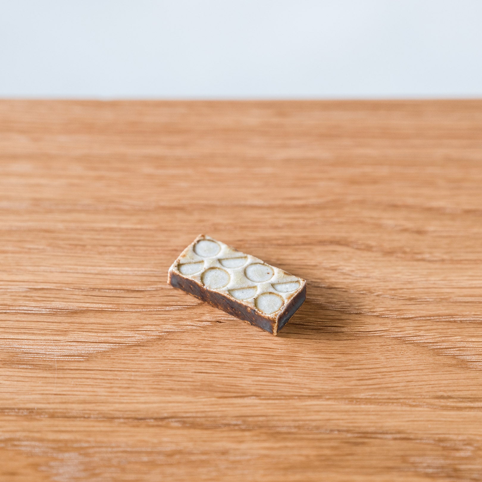 Handcrafted Shigaraki Chopstick Rests inCeladon, , – Hitotsuki, made in Japan