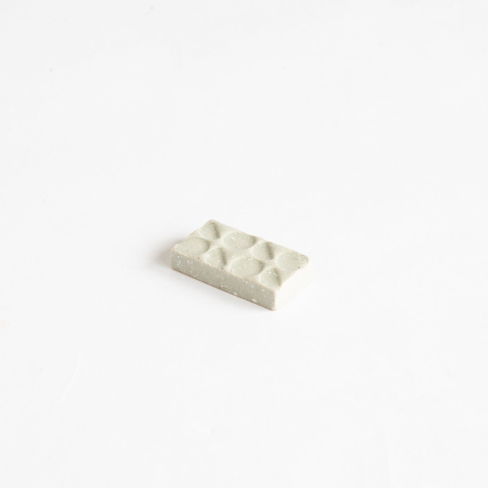 Handcrafted Shigaraki Chopstick Rests inMoon White, , – Hitotsuki, made in Japan