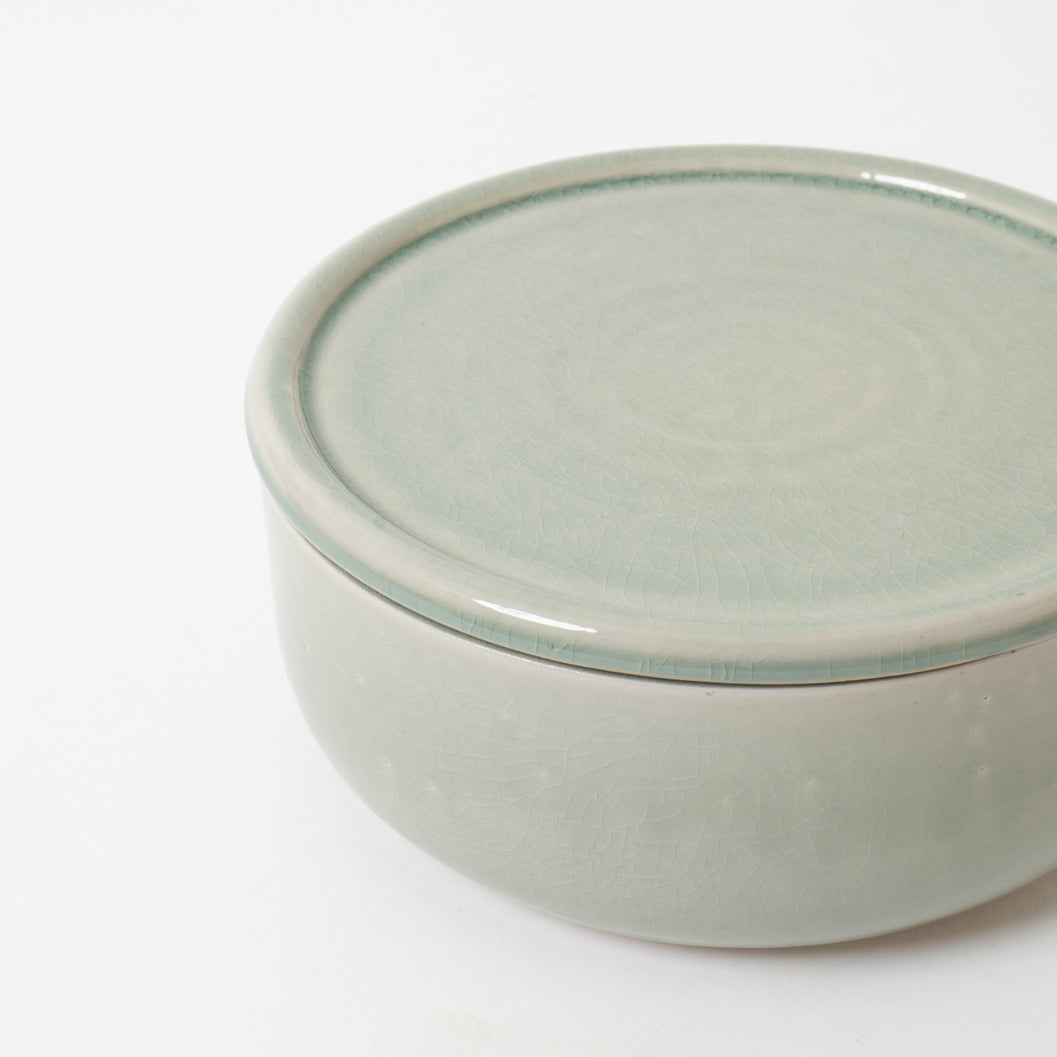 Handcrafted Shigaraki Compact Pickling Jar inWhite, , – Clay Cooking Utensils, made in Japan