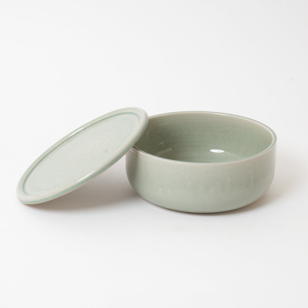 Handcrafted Shigaraki Compact Pickling Jar inWhite, , – Clay Cooking Utensils, made in Japan