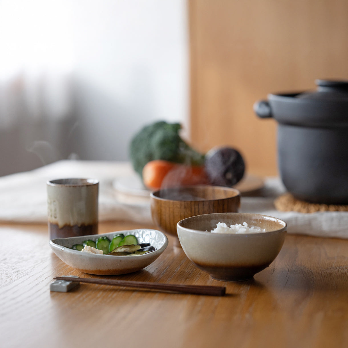 Handcrafted Shigaraki Compact Pickling Jar inWhite, , – Clay Cooking Utensils, made in Japan