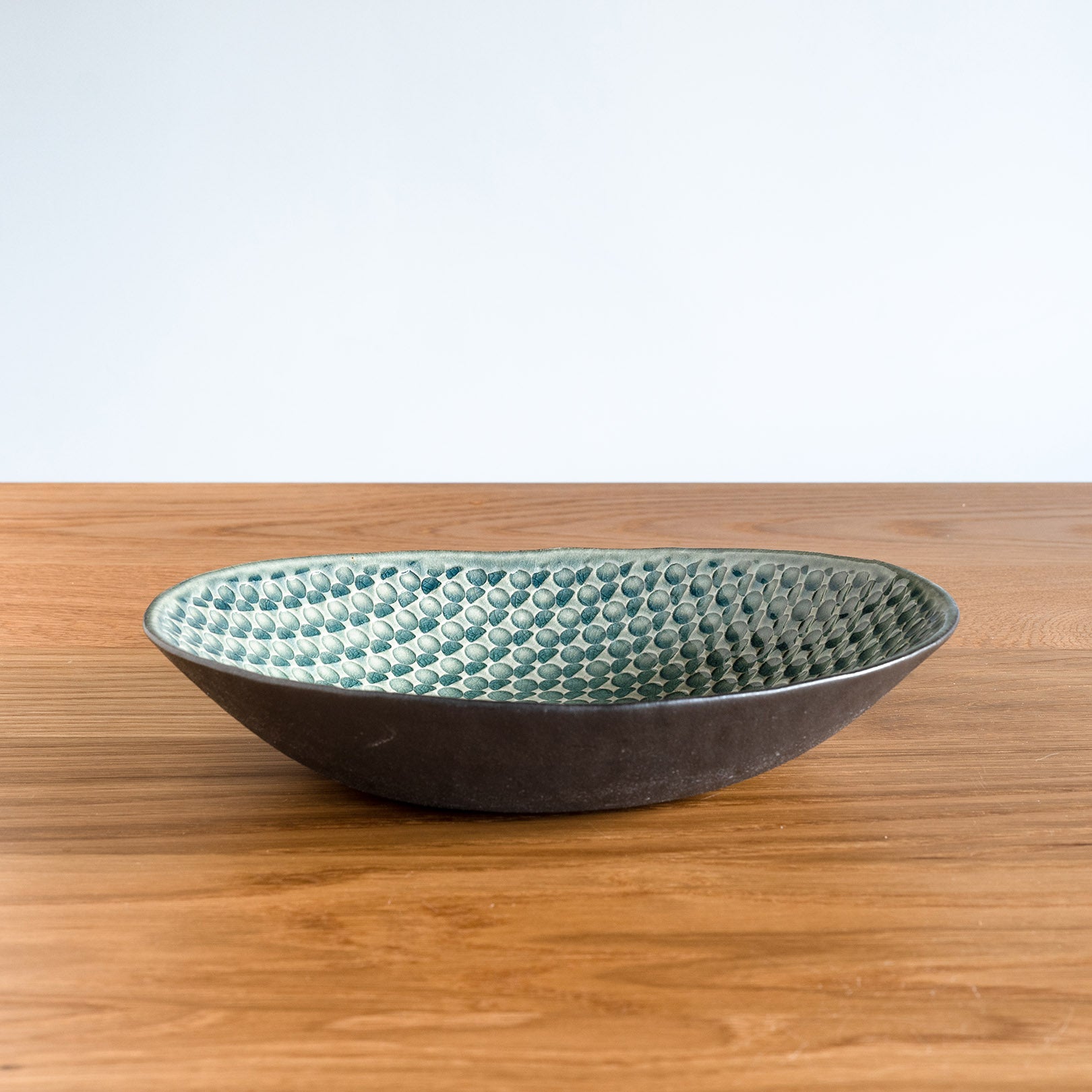 Handcrafted Shigaraki Deep Plate Big inCeladon, , – Hitotsuki, made in Japan
