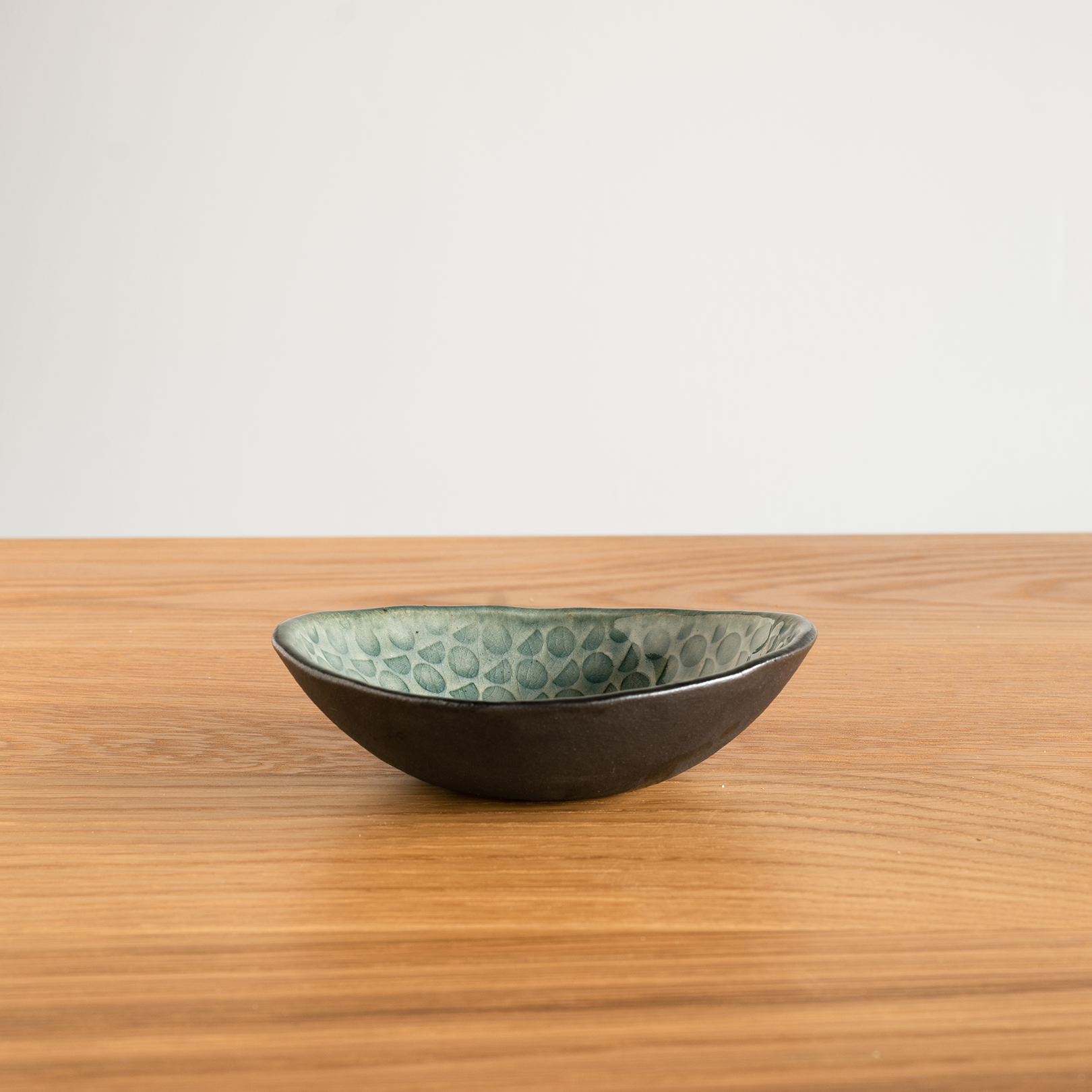 Handcrafted Shigaraki Deep Plate Mini inCeladon, , – Hitotsuki, made in Japan