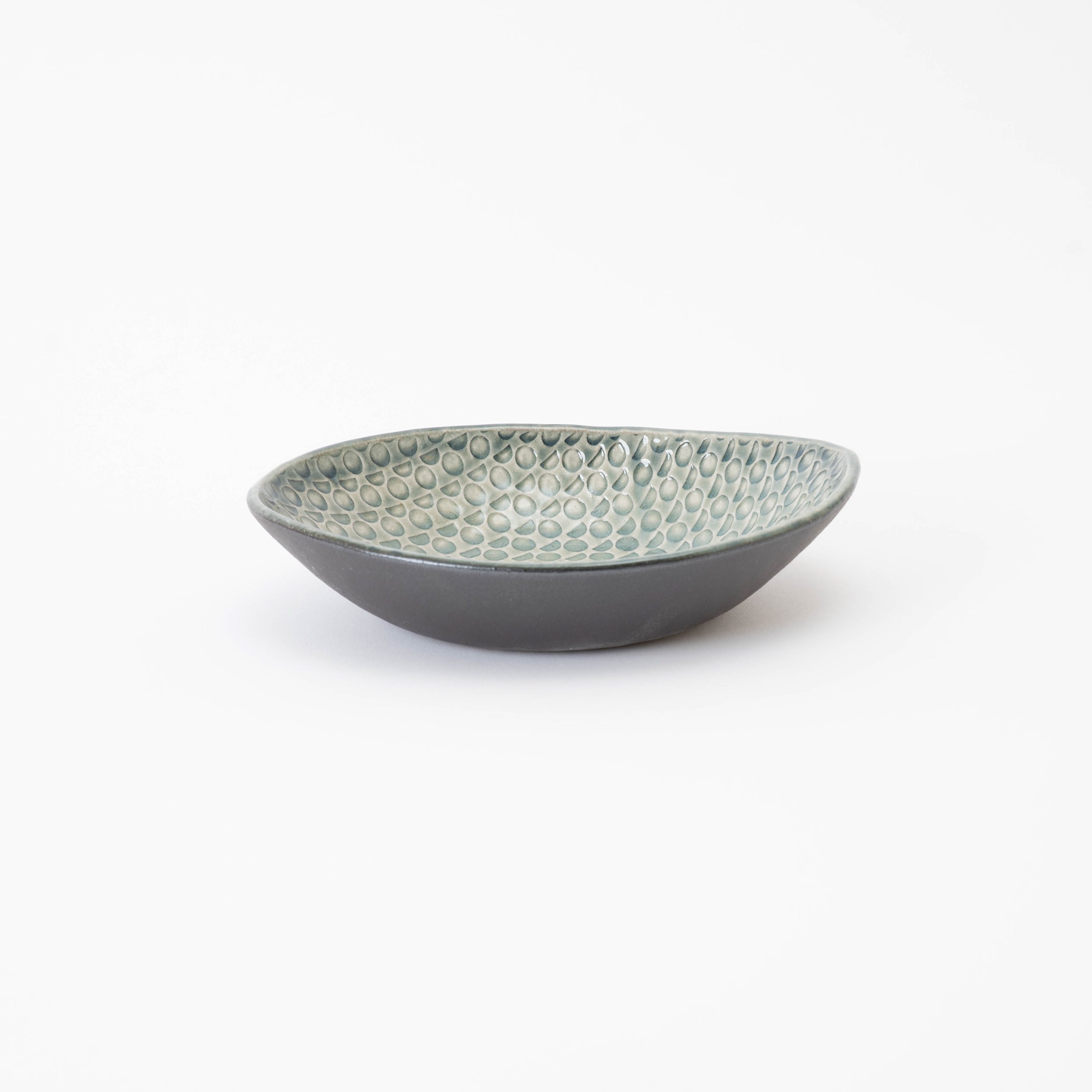 Handcrafted Shigaraki Deep Plate Small inCeladon, , – Hitotsuki, made in Japan