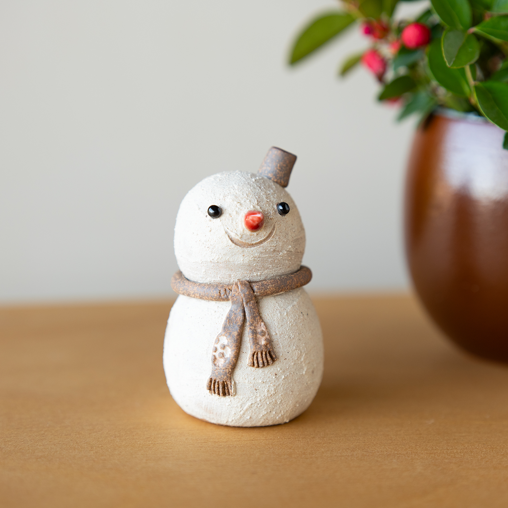 Handcrafted Shigaraki Festive Doll inSanta, , – Christmas, made in Japan