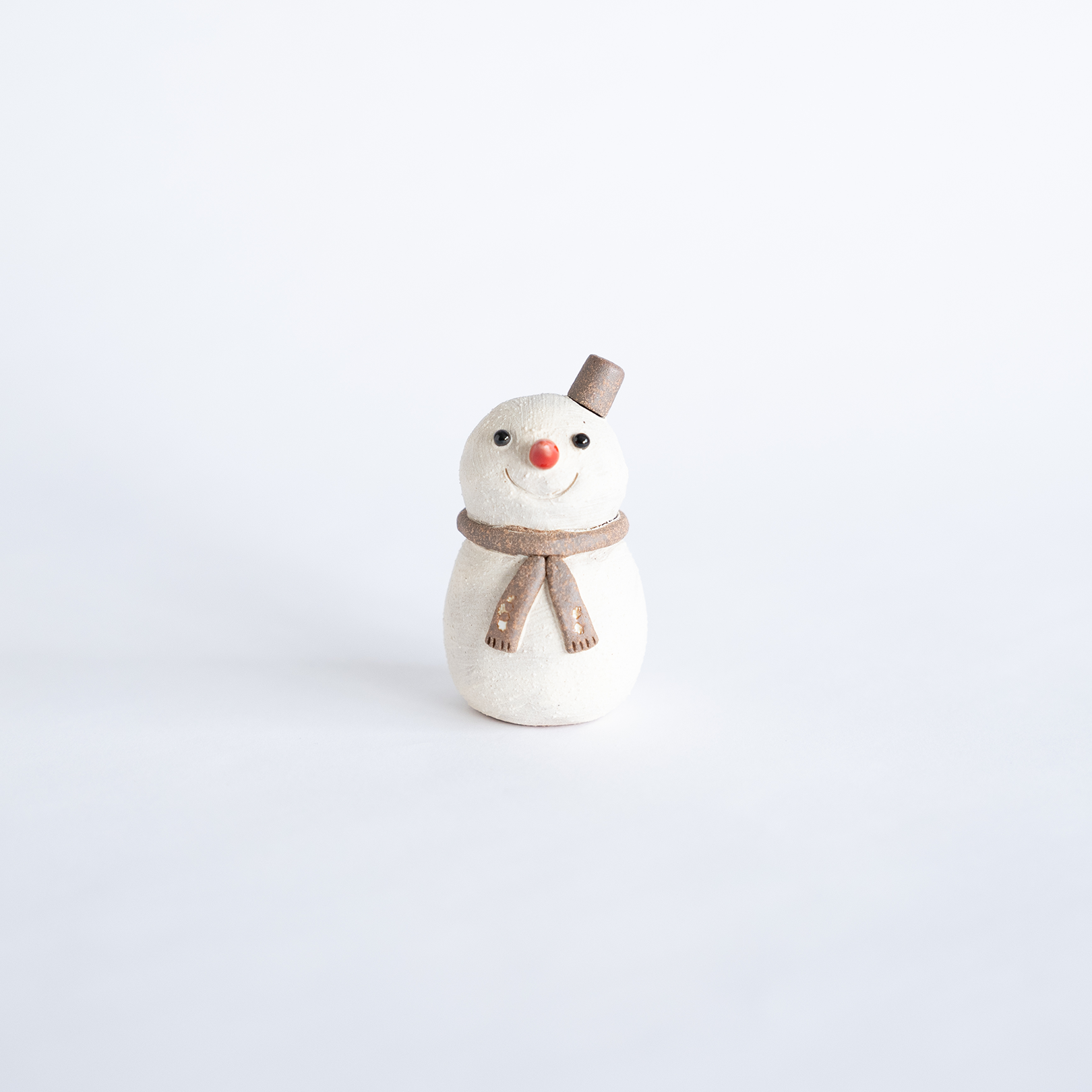 Handcrafted Shigaraki Festive Doll inSnowman, , – Christmas, made in Japan