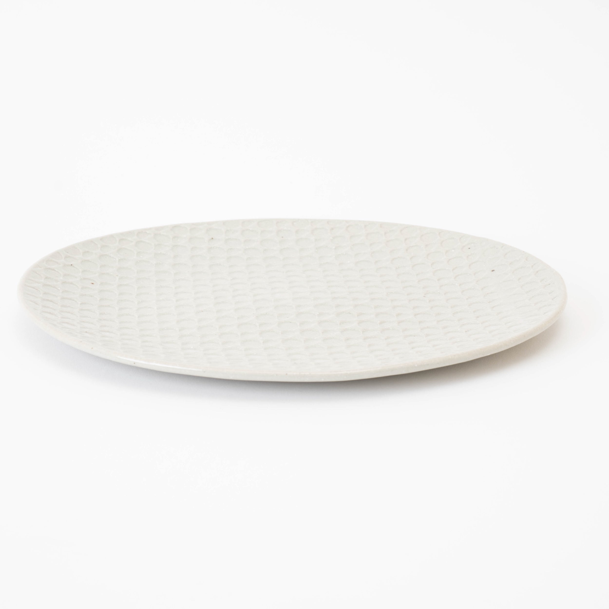 Handcrafted Shigaraki Flat Plate Big inMoon White, , – Hitotsuki, made in Japan
