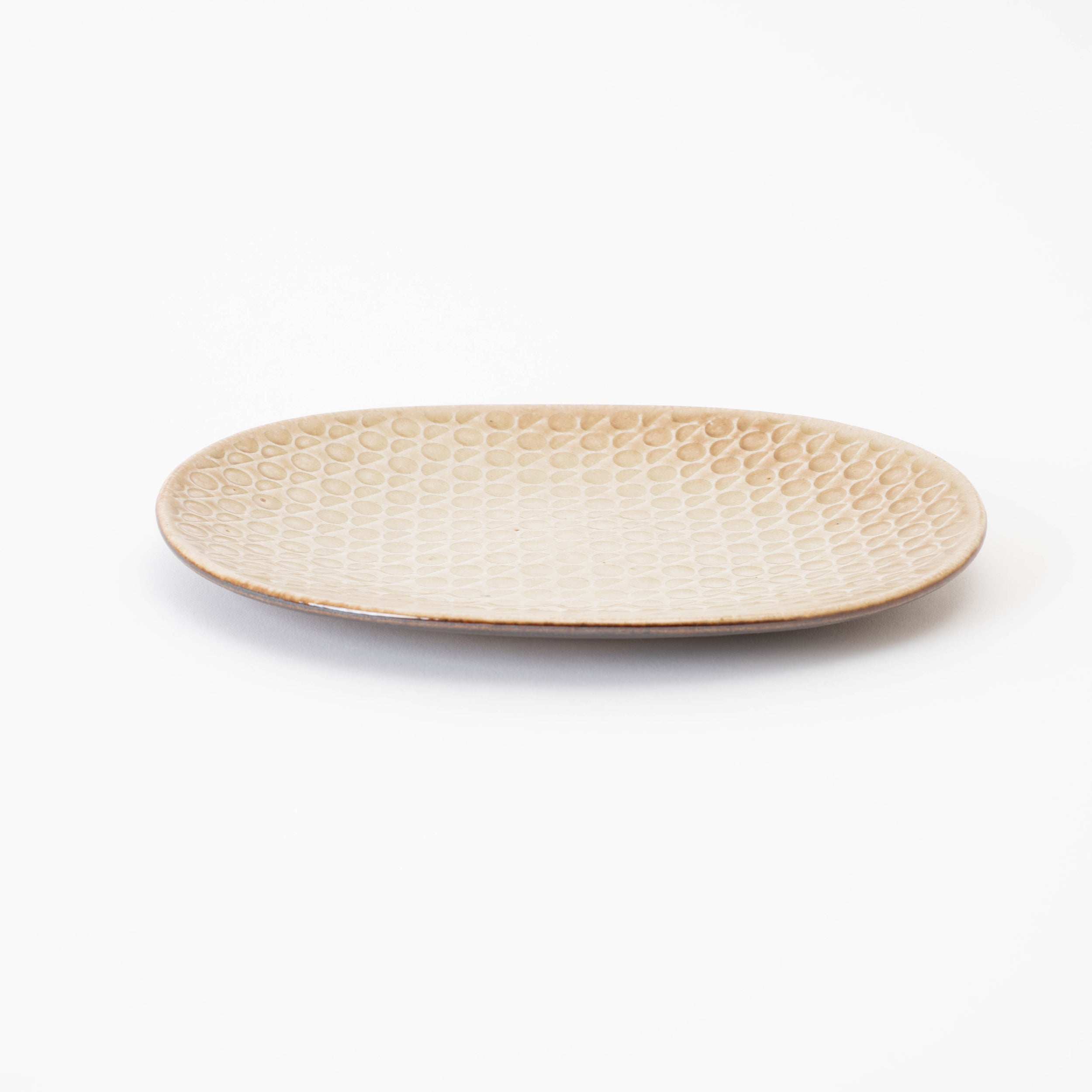 Handcrafted Shigaraki Flat Plate Medium inOchre, , – Hitotsuki, made in Japan