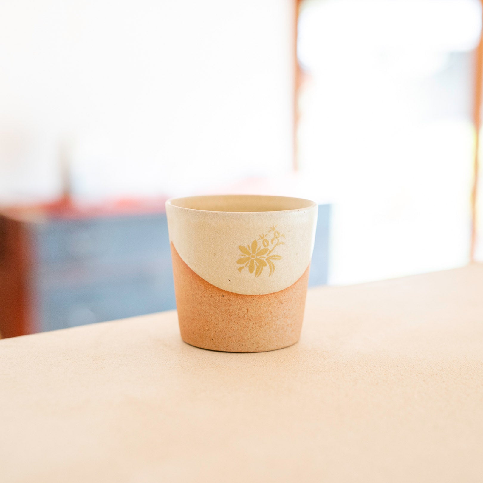 Handcrafted Shigaraki Floral Emblem Matching Cup Big inScarlet, , – Floral Emblem, made in Japan