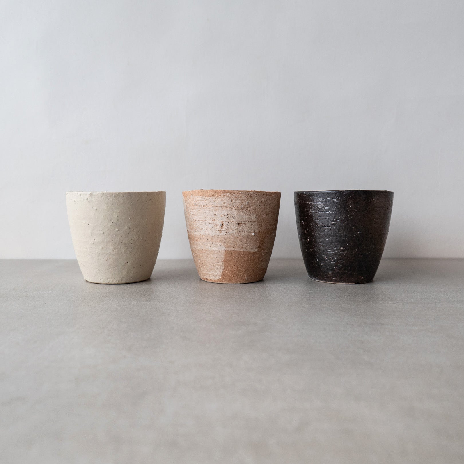 Handcrafted Shigaraki Flower Pot inWhite, , – HIBI, made in Japan