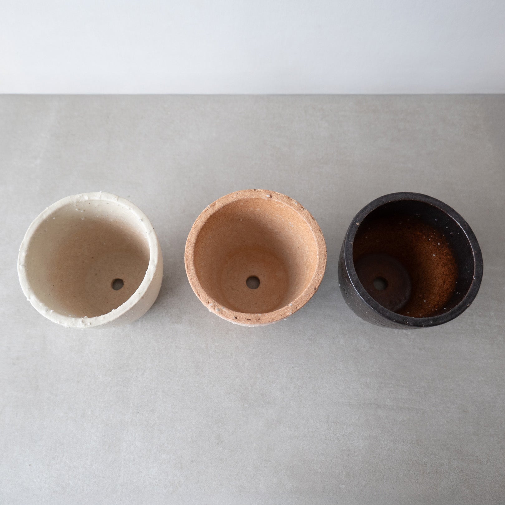 Handcrafted Shigaraki Flower Pot inWhite, , – HIBI, made in Japan