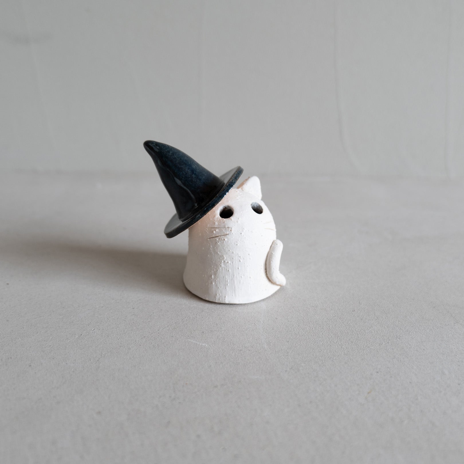 Handcrafted Shigaraki Ghost Cat inLarge, , – Halloween, made in Japan