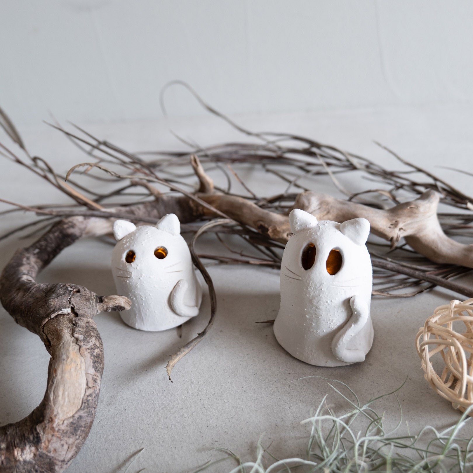 Handcrafted Shigaraki Ghost Cat inLarge, , – Halloween, made in Japan