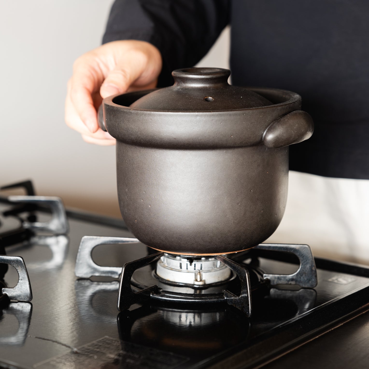 Rice Cooker for 2 Cups-handmade Shigaraki Kitchenware / Rice Cookers-Clay Cooking Utensils-Meizan Kiln