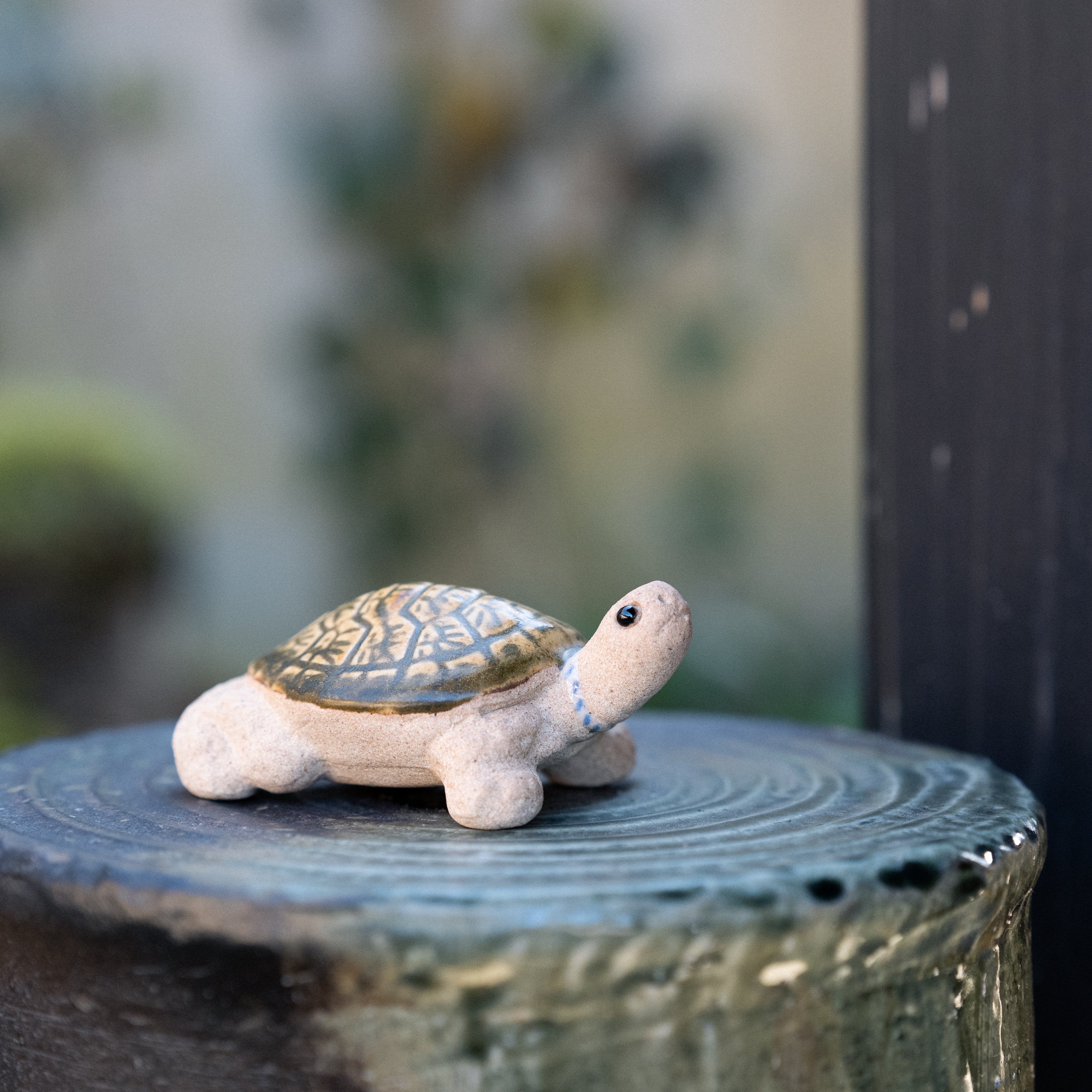 Handcrafted Shigaraki Hand Towel Turtle inNo.2, , – hoccori, made in Japan