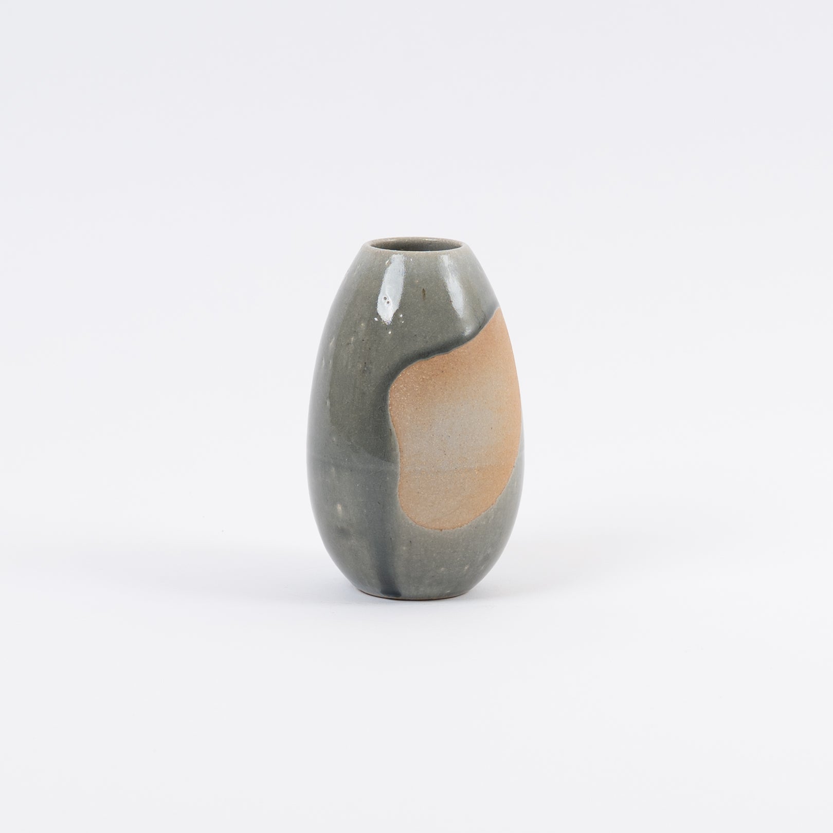 Handcrafted Shigaraki Medium Vase inIvory, , – ma, made in Japan