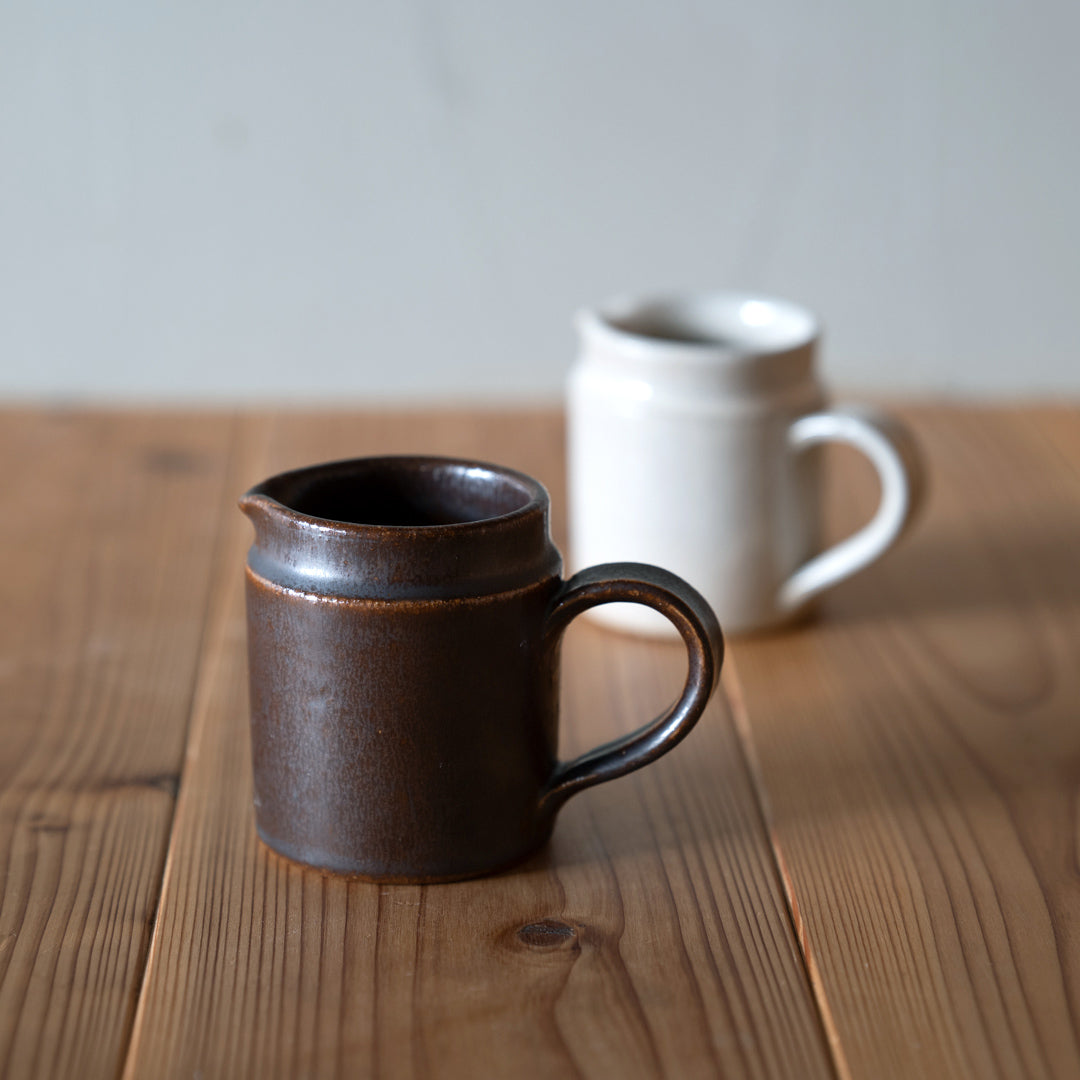 Handcrafted Shigaraki Milk Pitcher inNatural, , – Clay Cooking Utensils, made in Japan